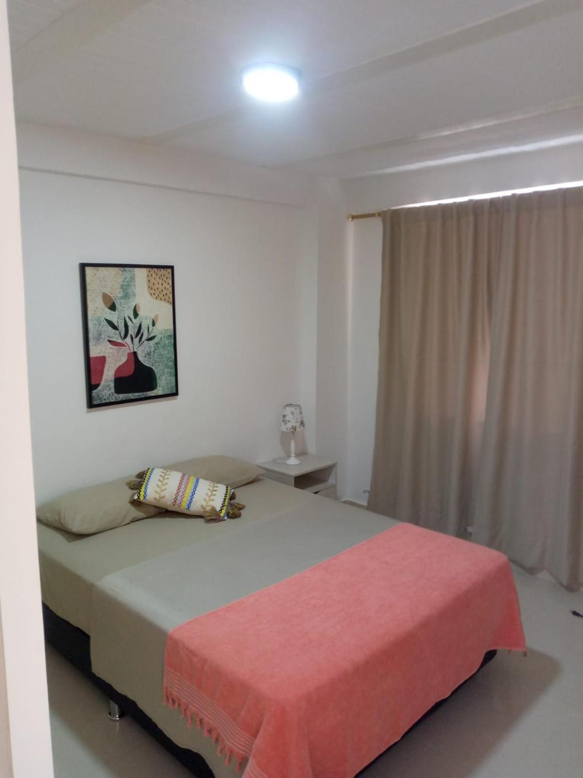 ALQUILO''APARTAMENTO COMPLETO con ZONA PRIVADA SOCIAL BARBECUE BBQ'' para FAMILIAS-3 HABITACION-2 duchas