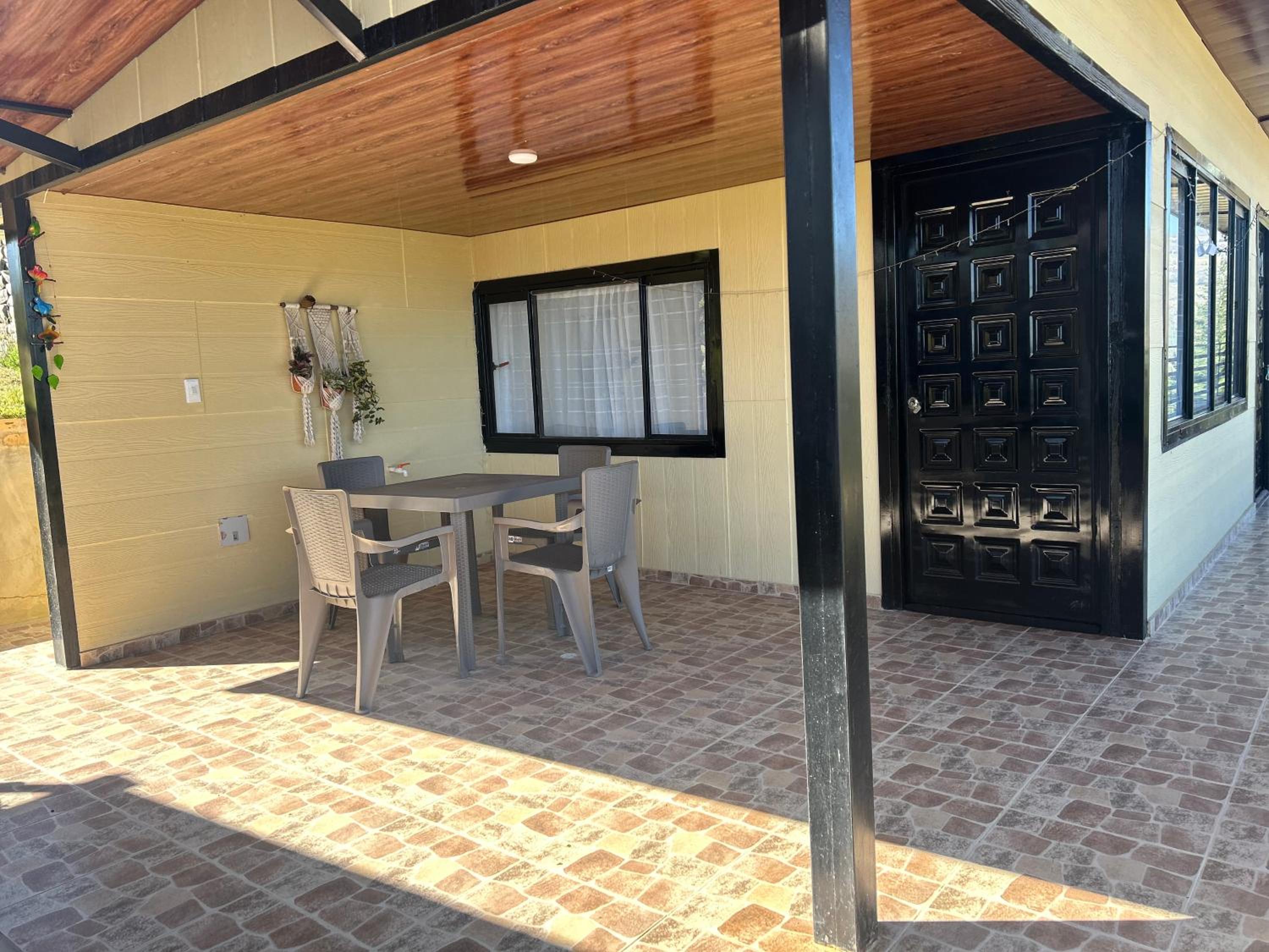 Chalet Íntimo-Delpilar con zona de Jacuzzi !