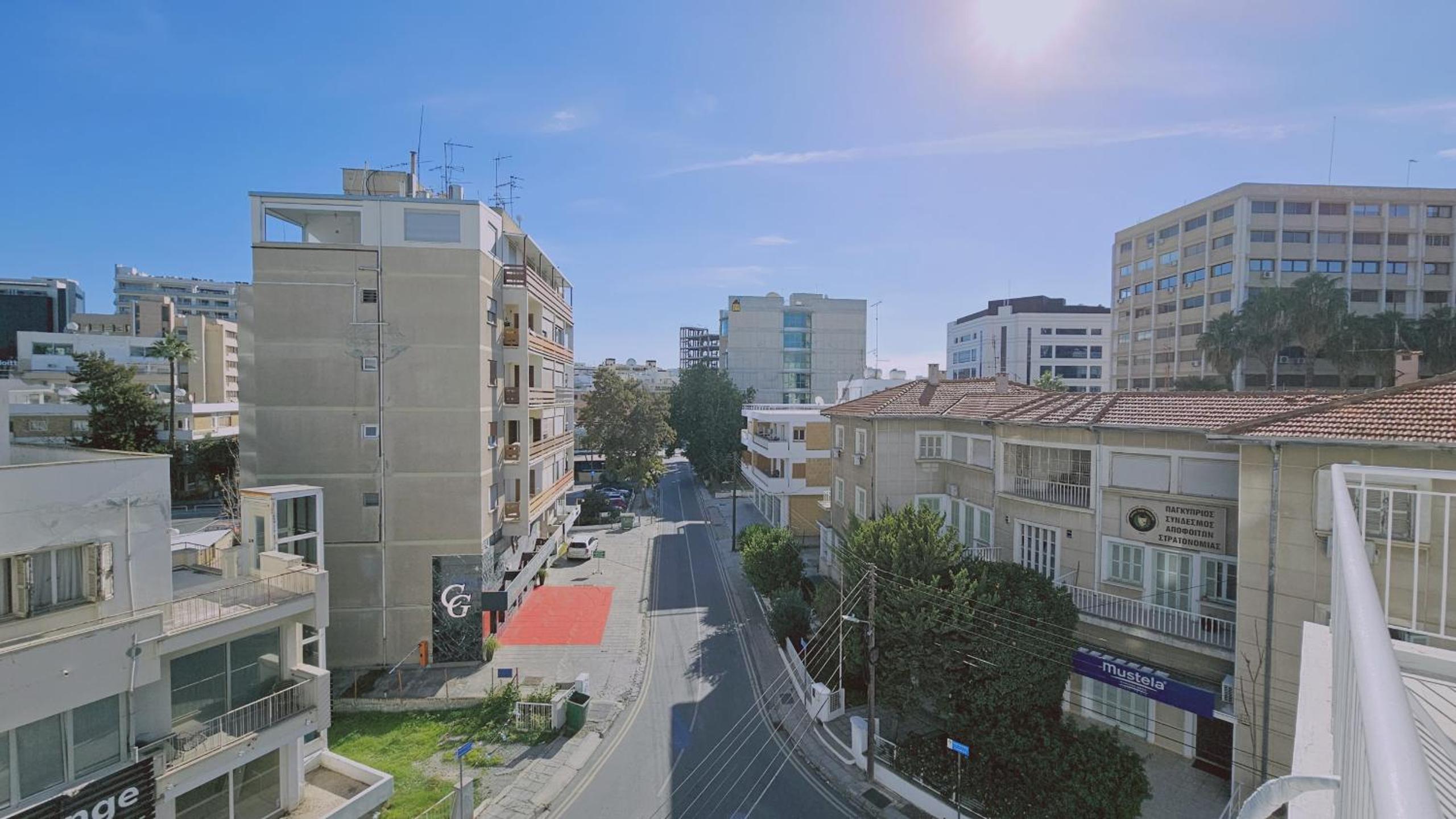 STAY Aurum Apartment