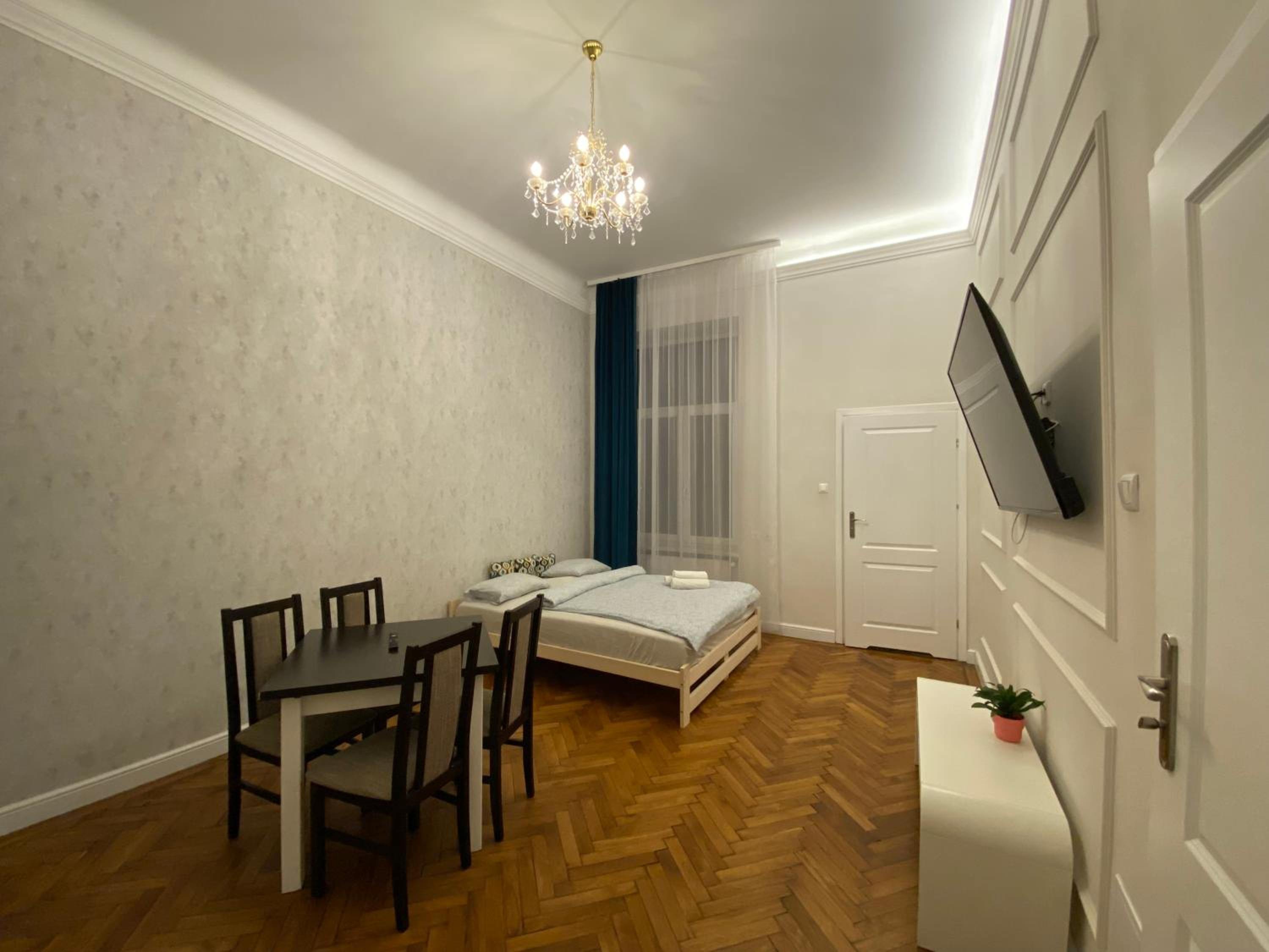 ROYAL Apartments