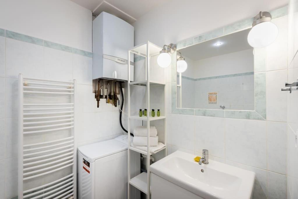 Side Apartment