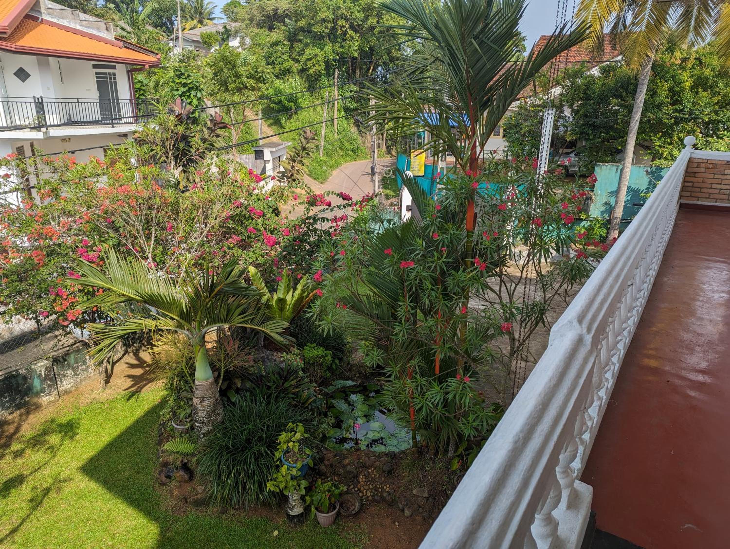 Condo NÖJE