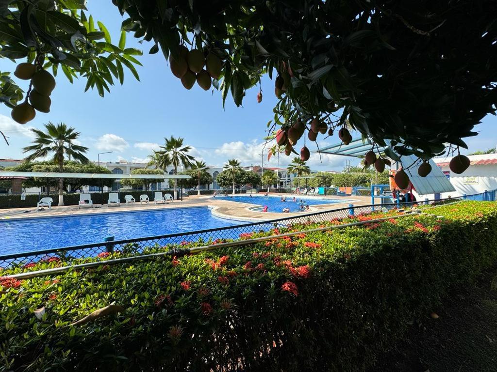Casa Condominio Flandes / Giradot