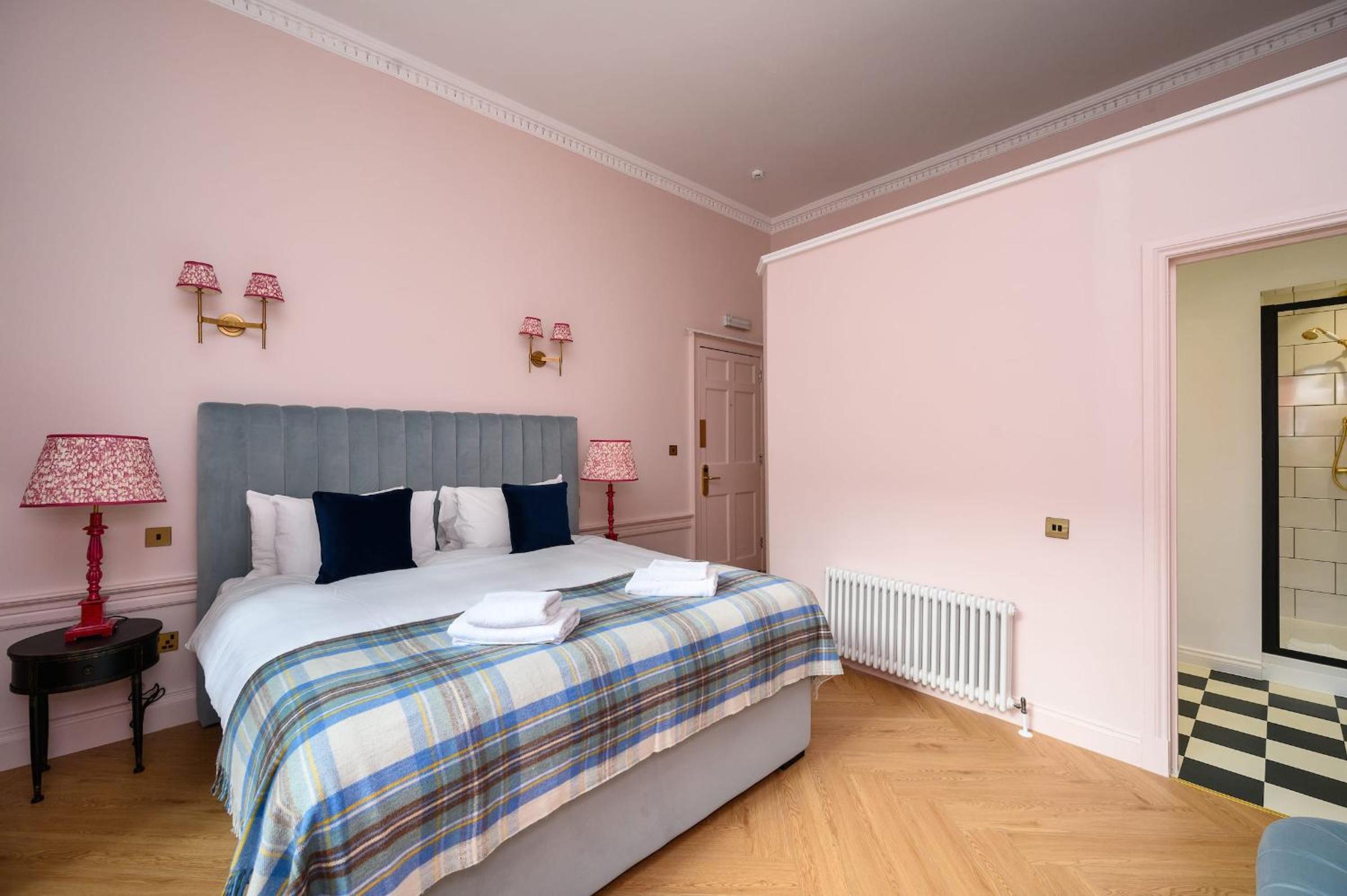 Queen Charlotte Guesthouse