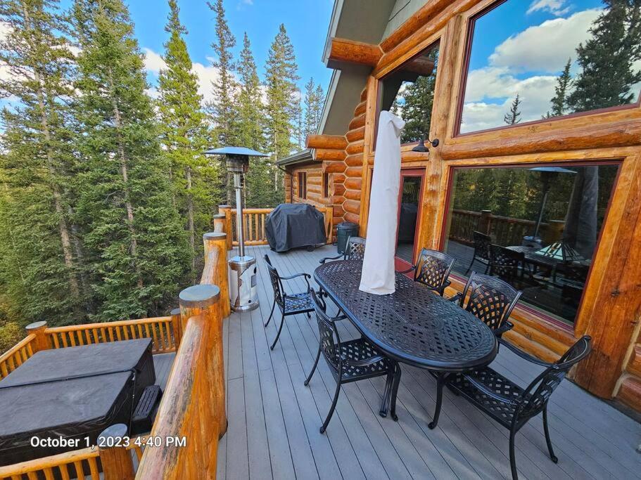 Moose Mtn Lodge/Luxury Cabin/Hot Tub/Fireplace view 2