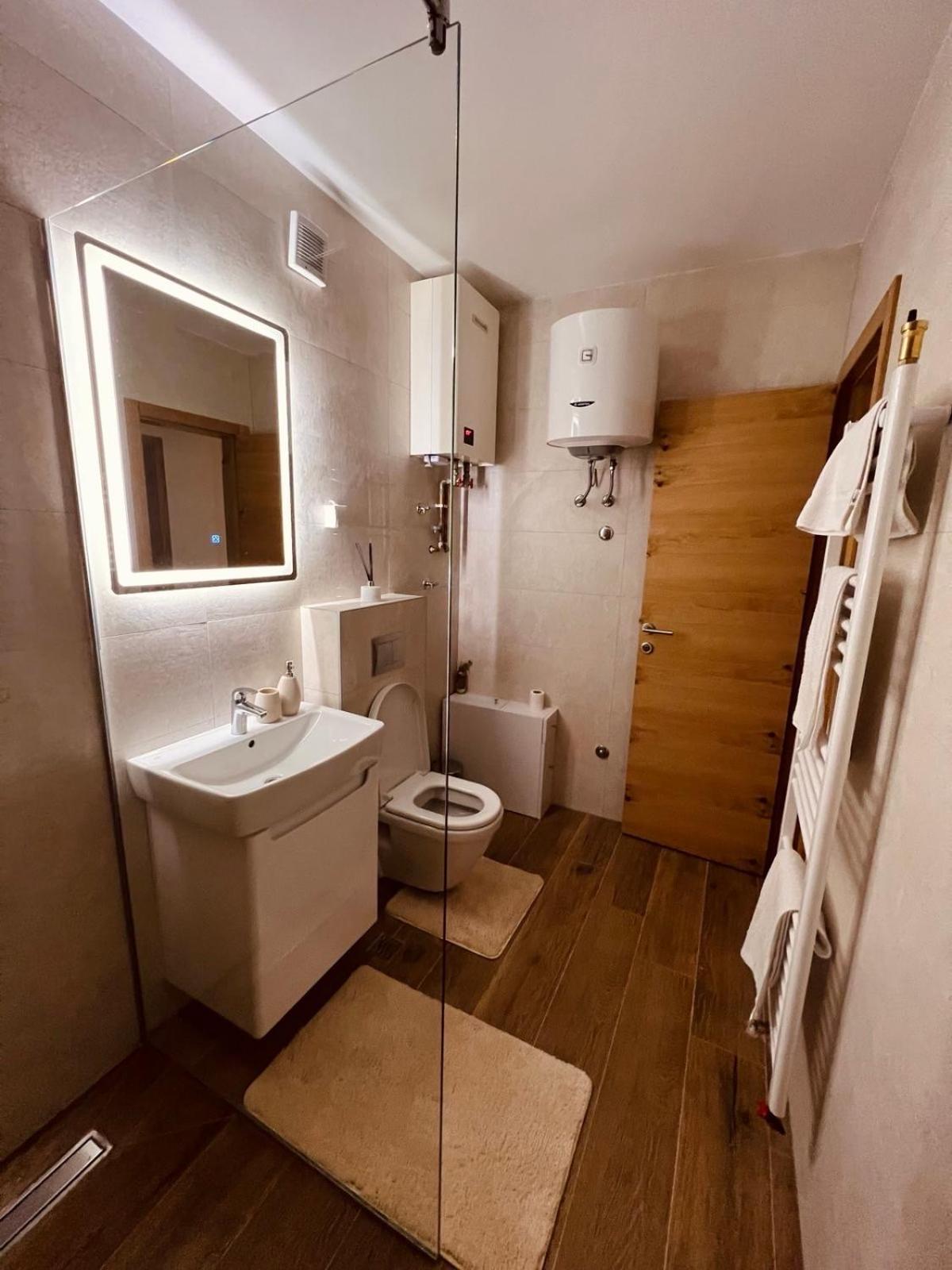 Apartman 15