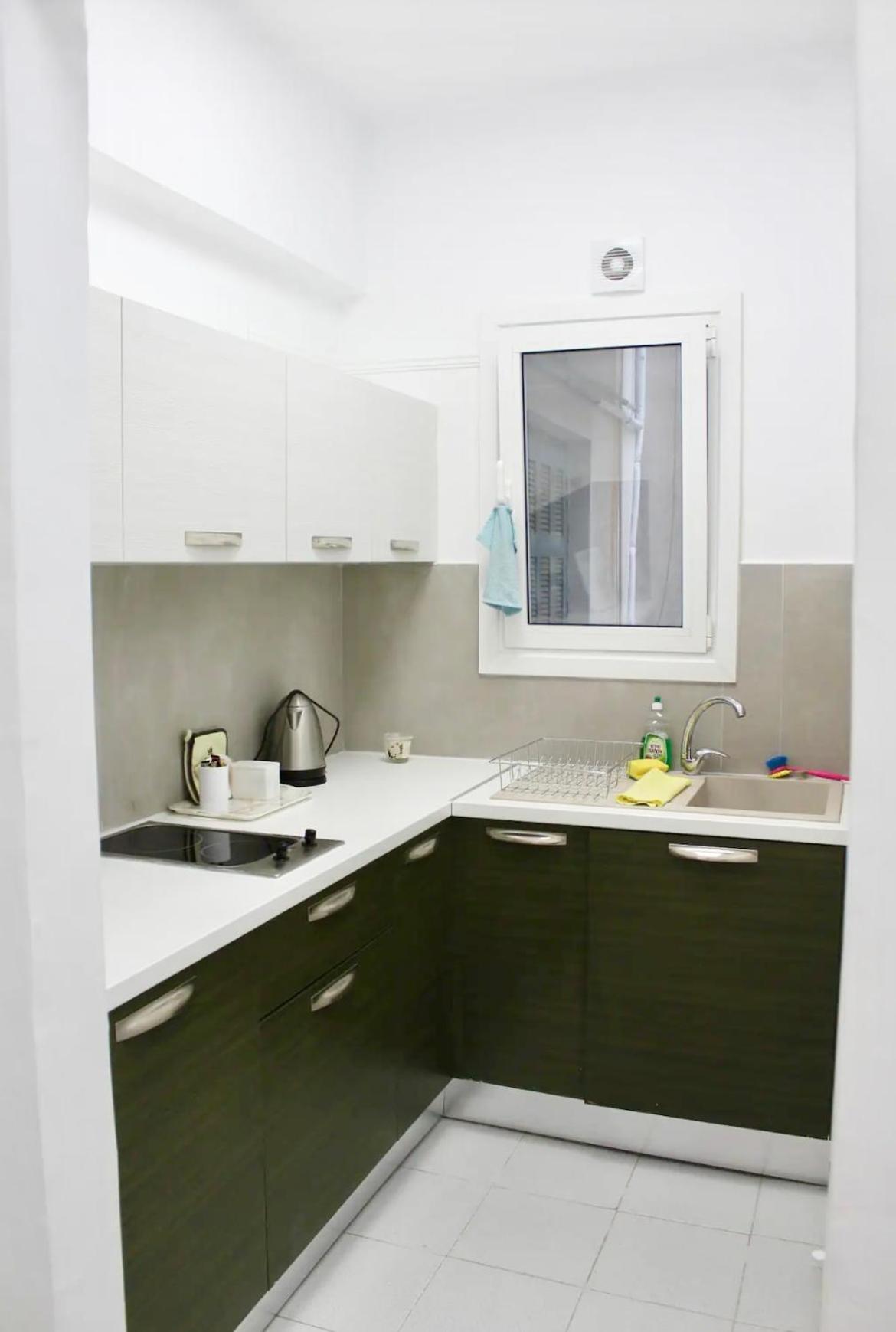 Cozy apartment in Athens center