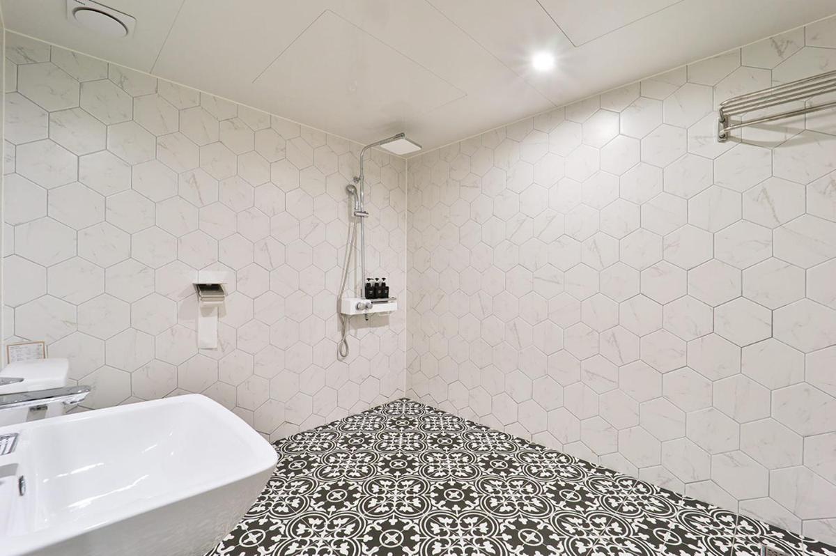 Jamsil Tomgi Hotel