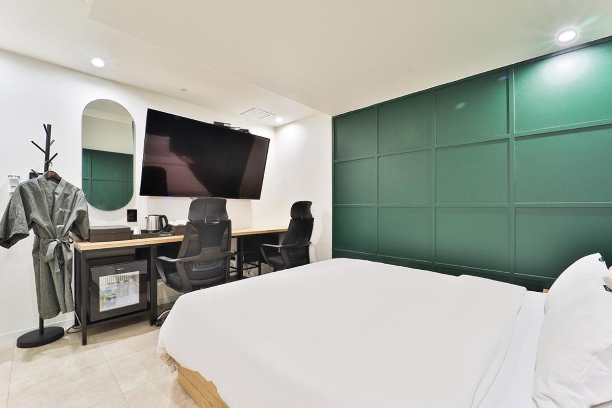 Jamsil Tomgi Hotel