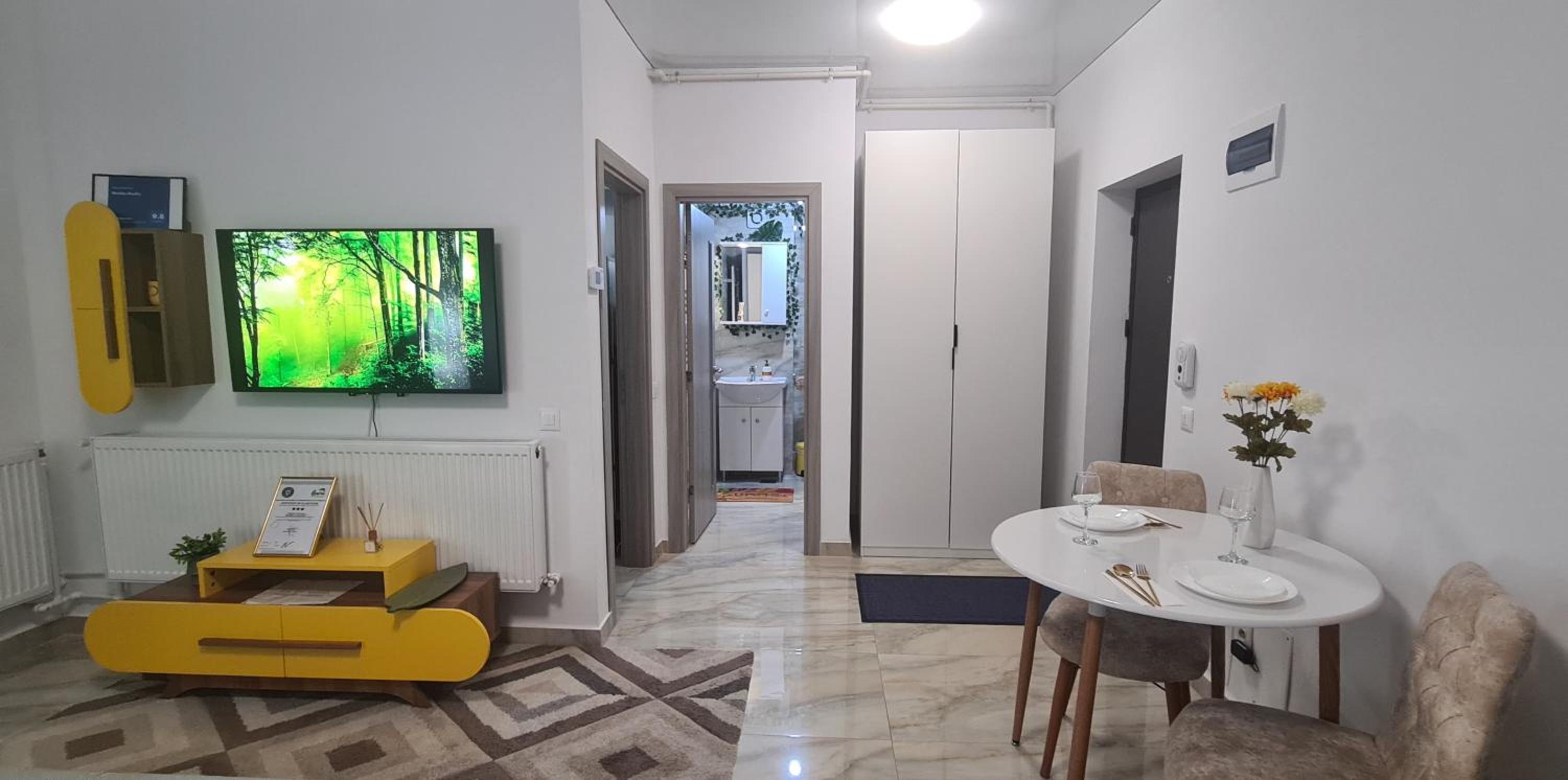Marble Studio view 3