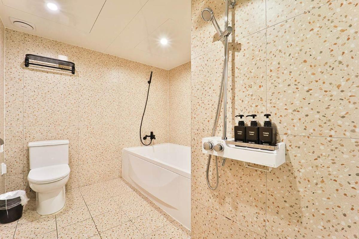 Jamsil Tomgi Hotel
