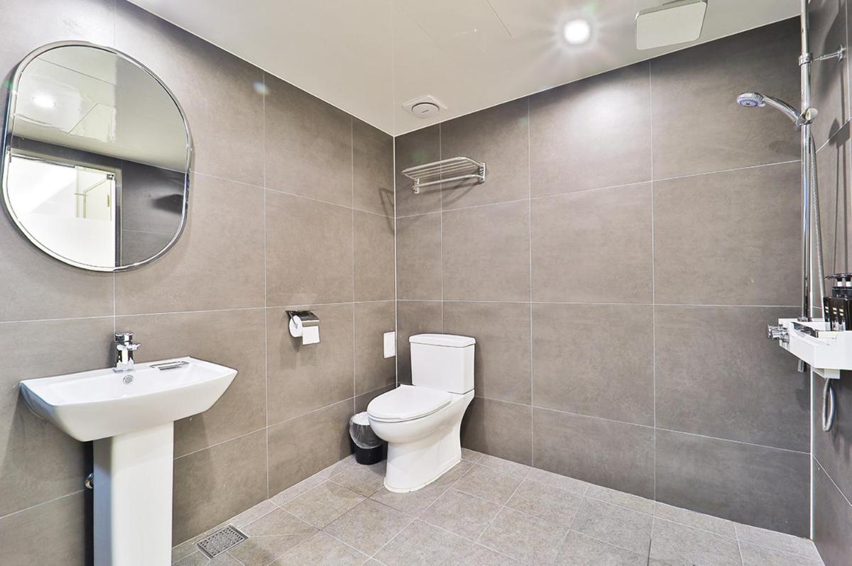 Jamsil Tomgi Hotel