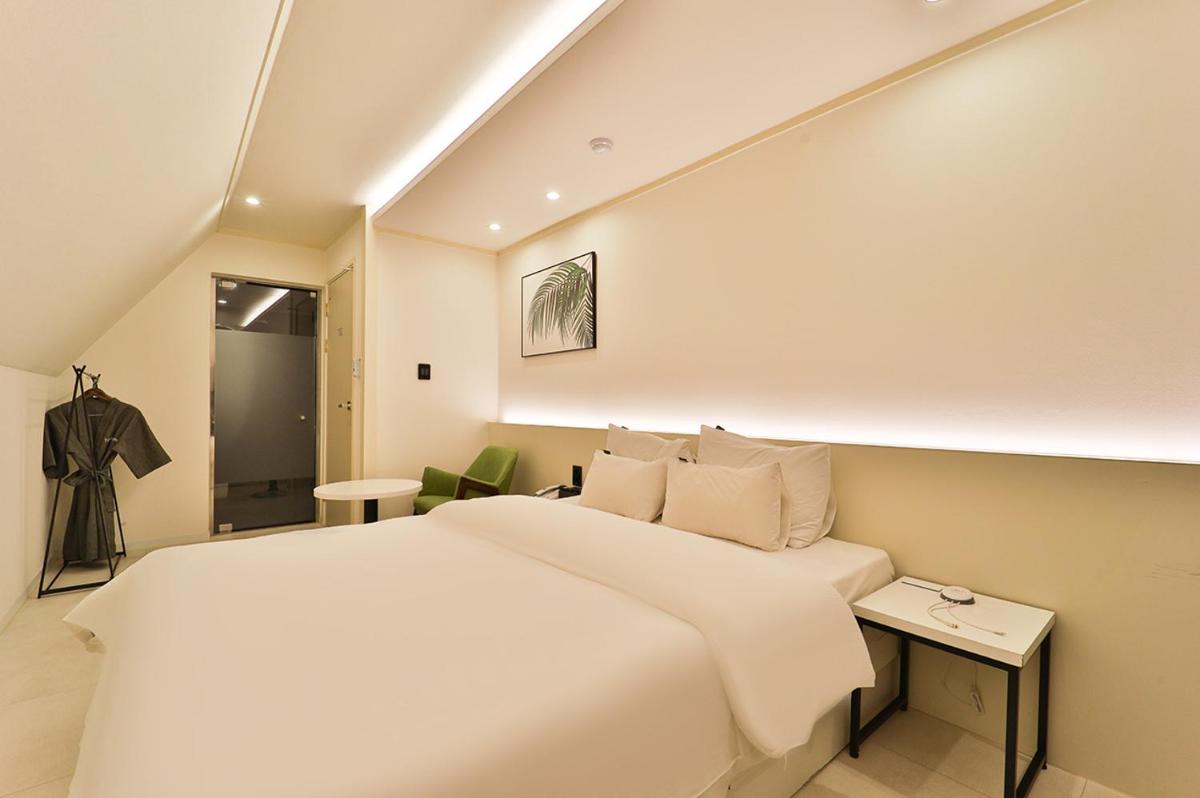 Jamsil Tomgi Hotel