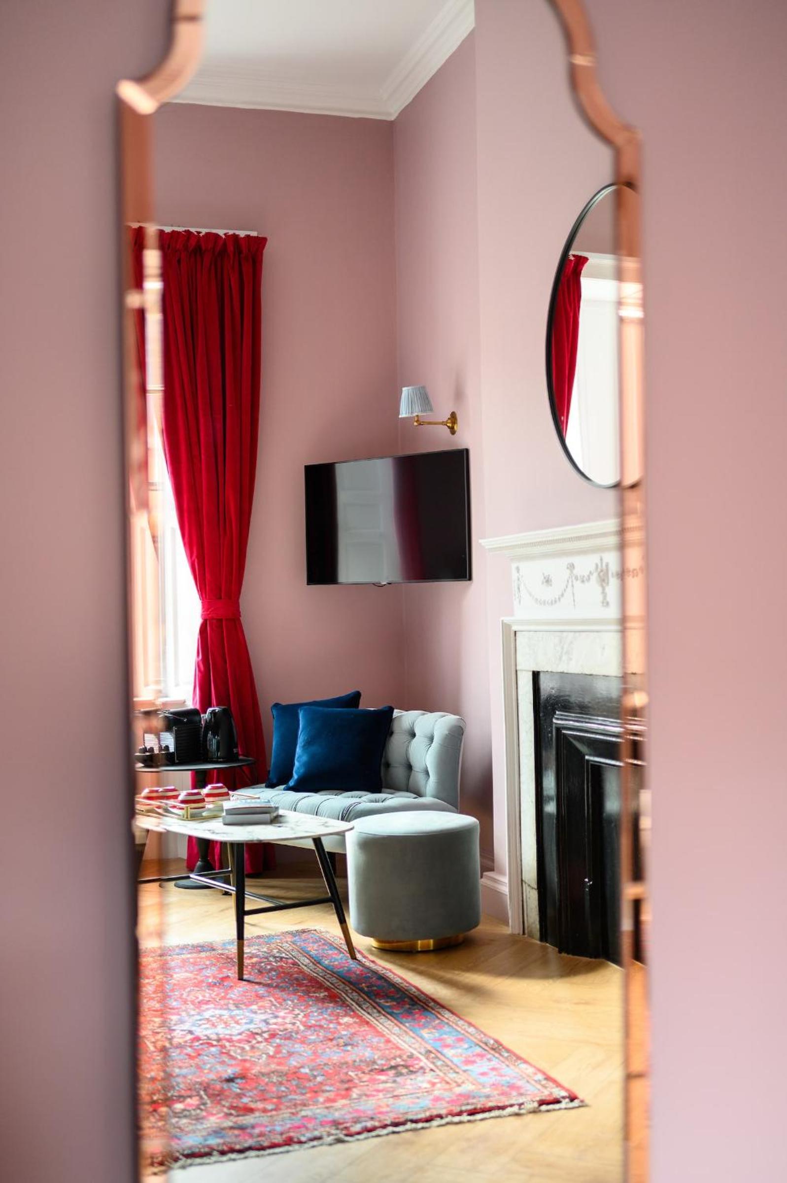 Queen Charlotte Guesthouse