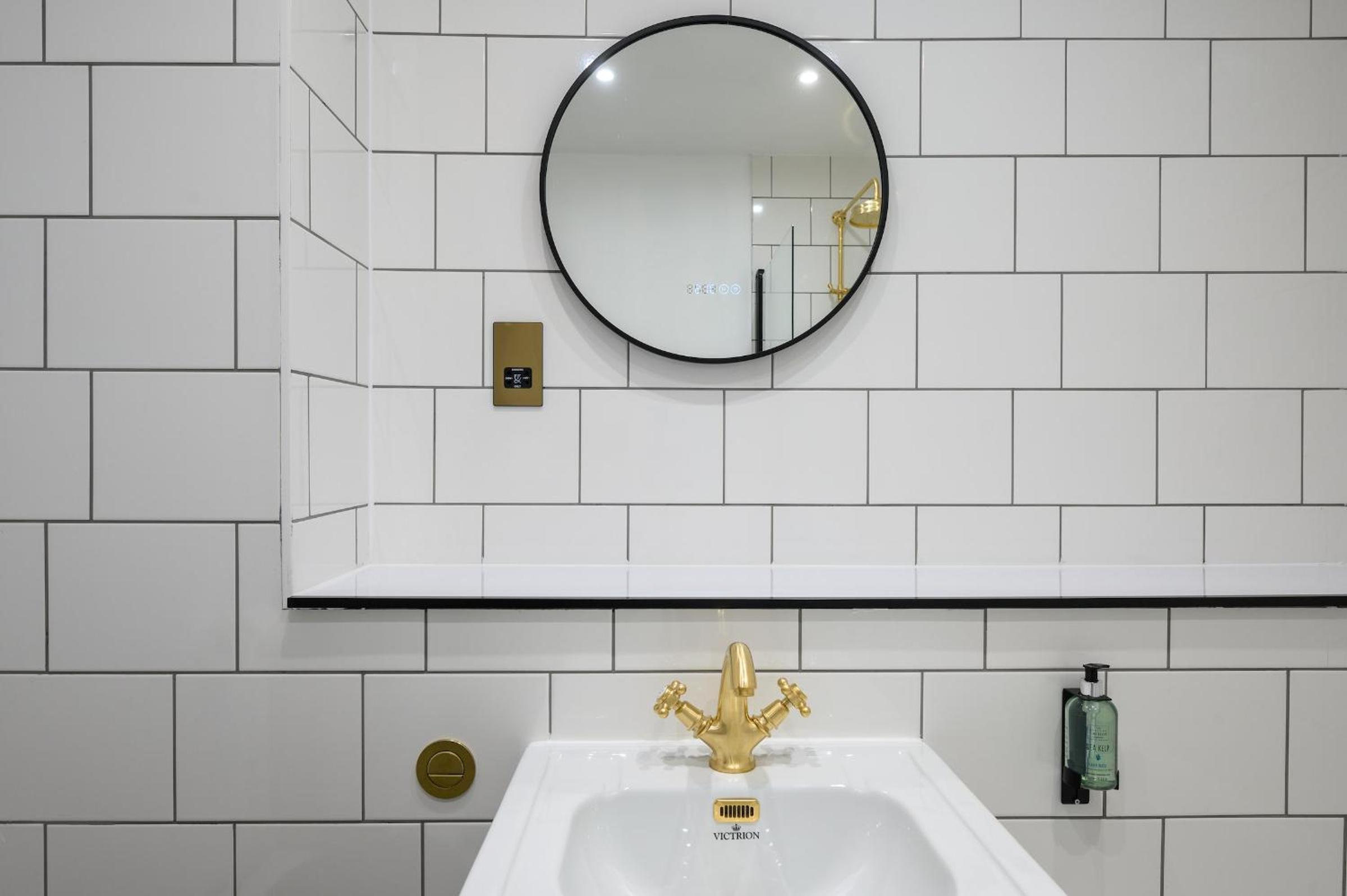 Queen Charlotte Guesthouse