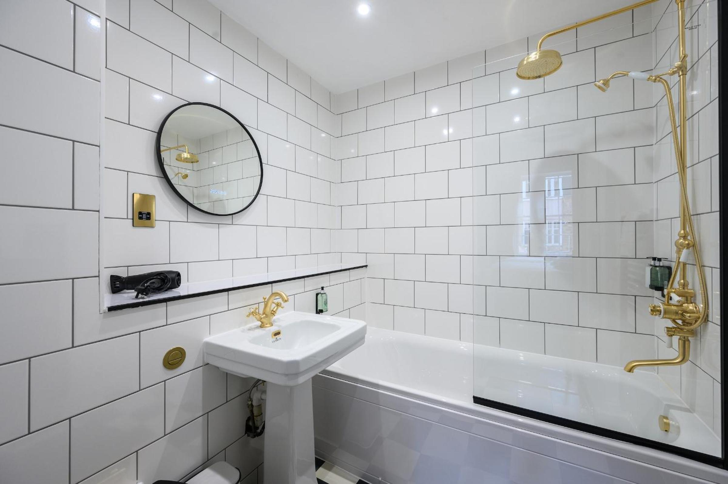 Queen Charlotte Guesthouse