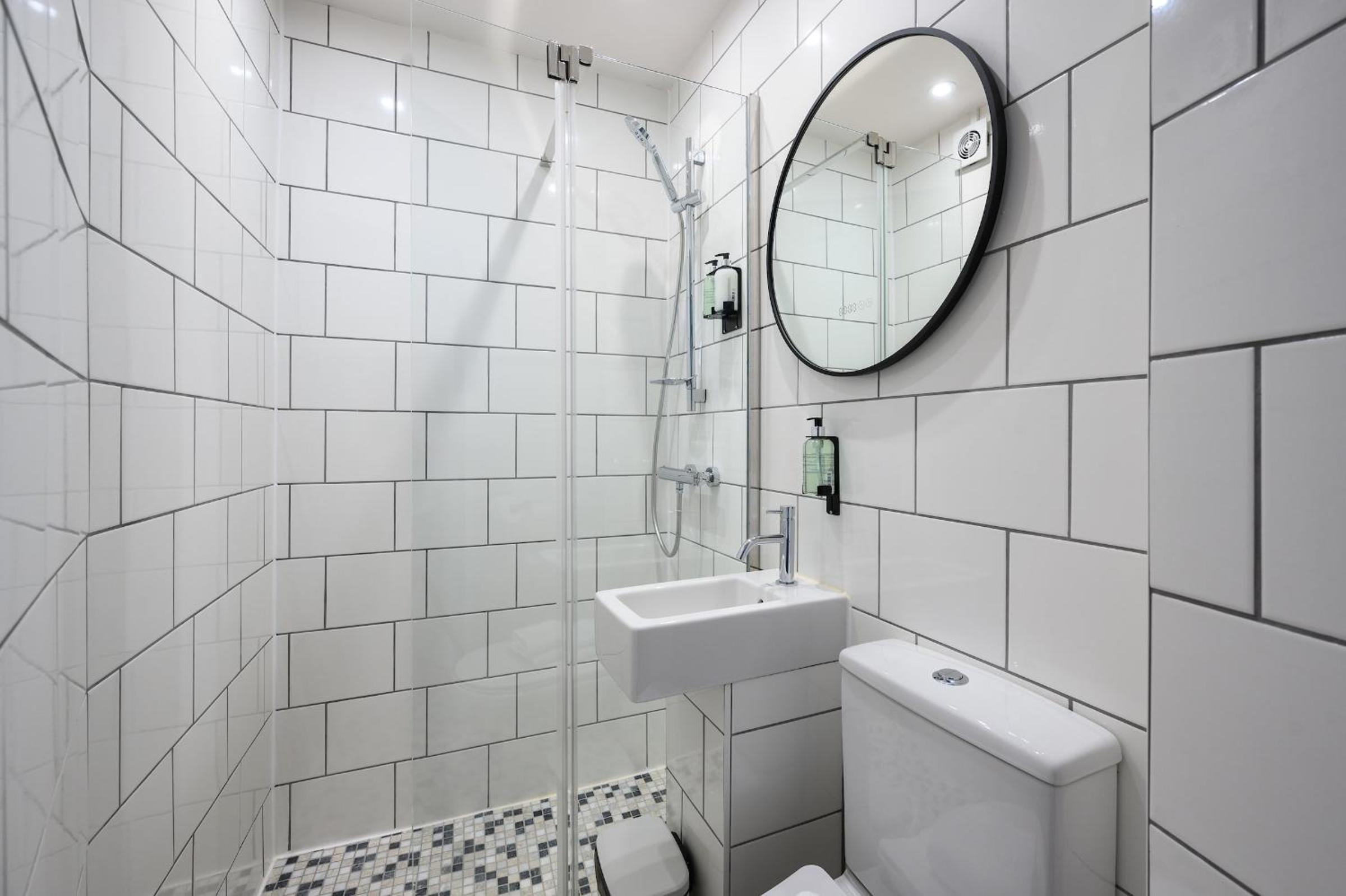 Queen Charlotte Guesthouse