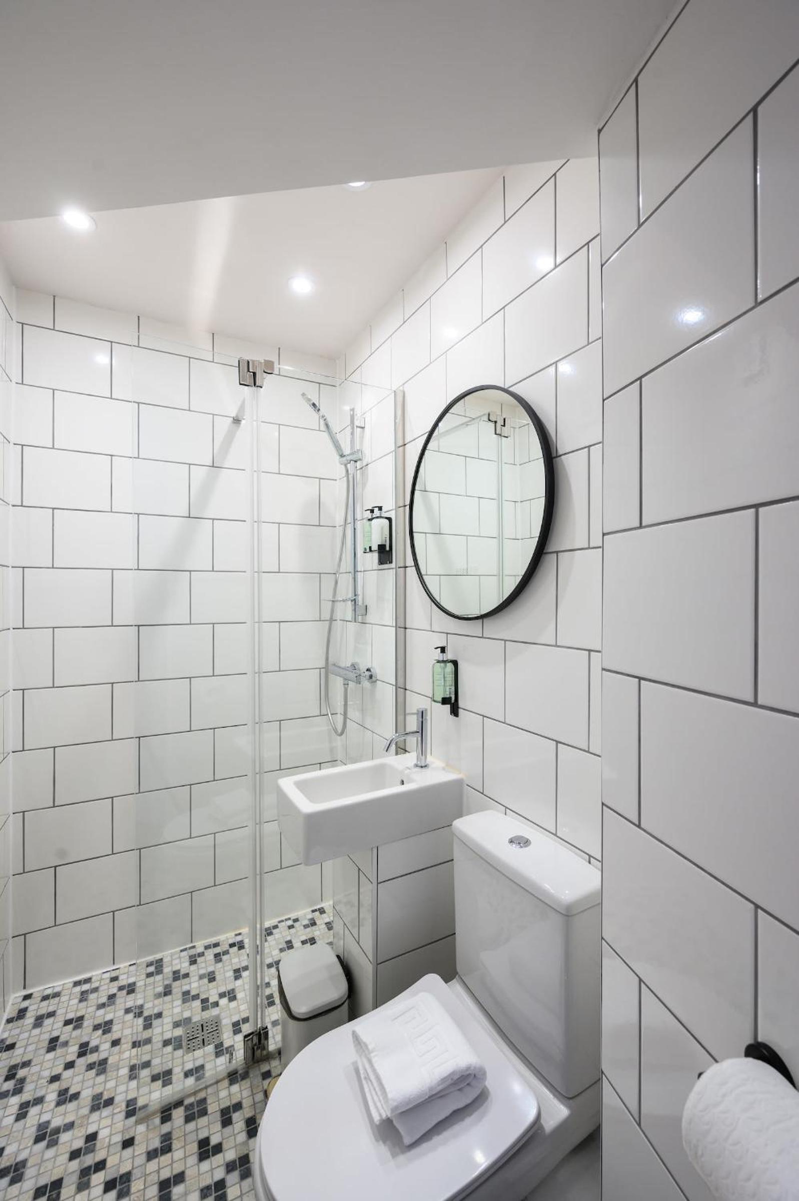 Queen Charlotte Guesthouse