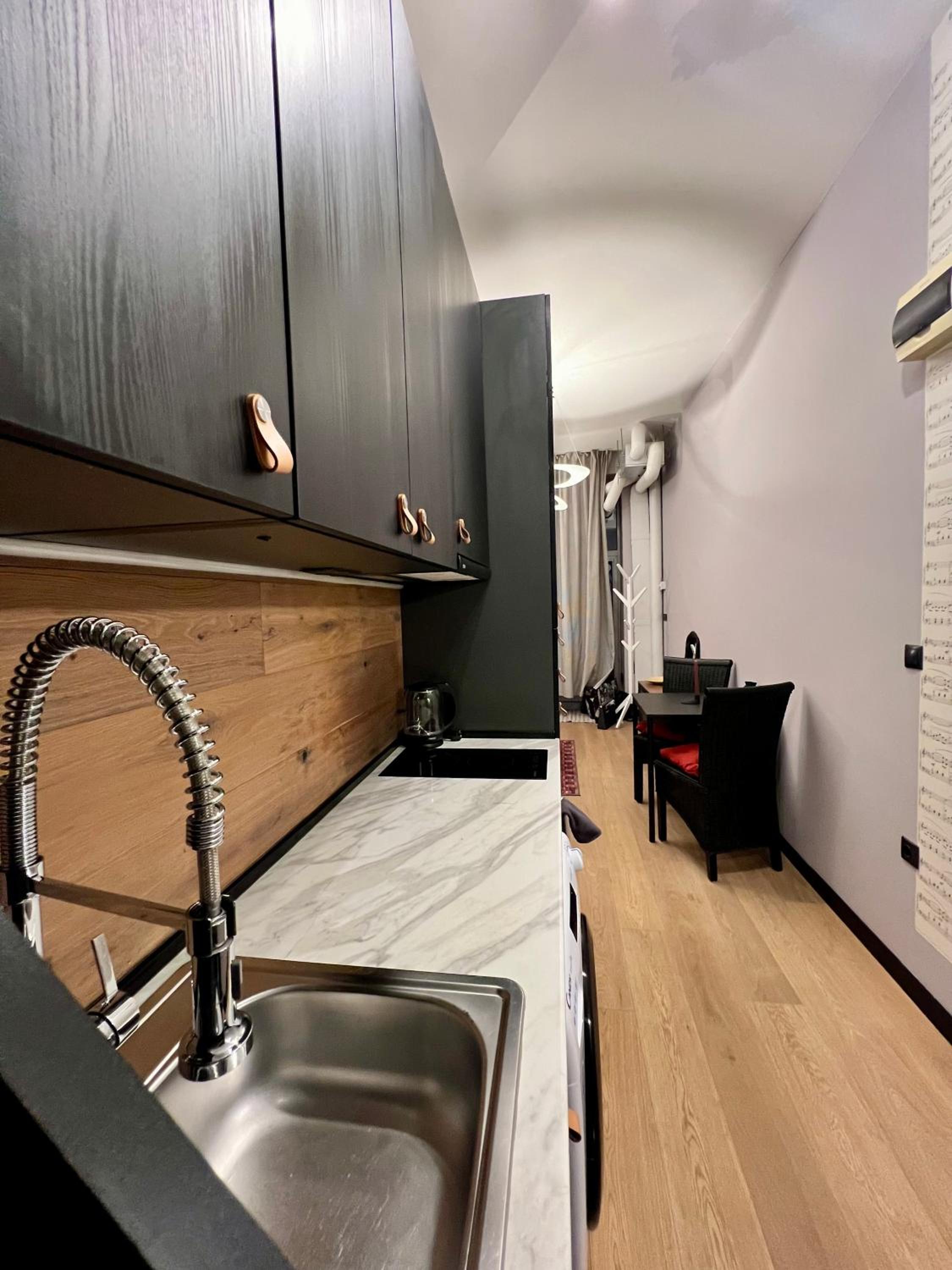 Flower house 9