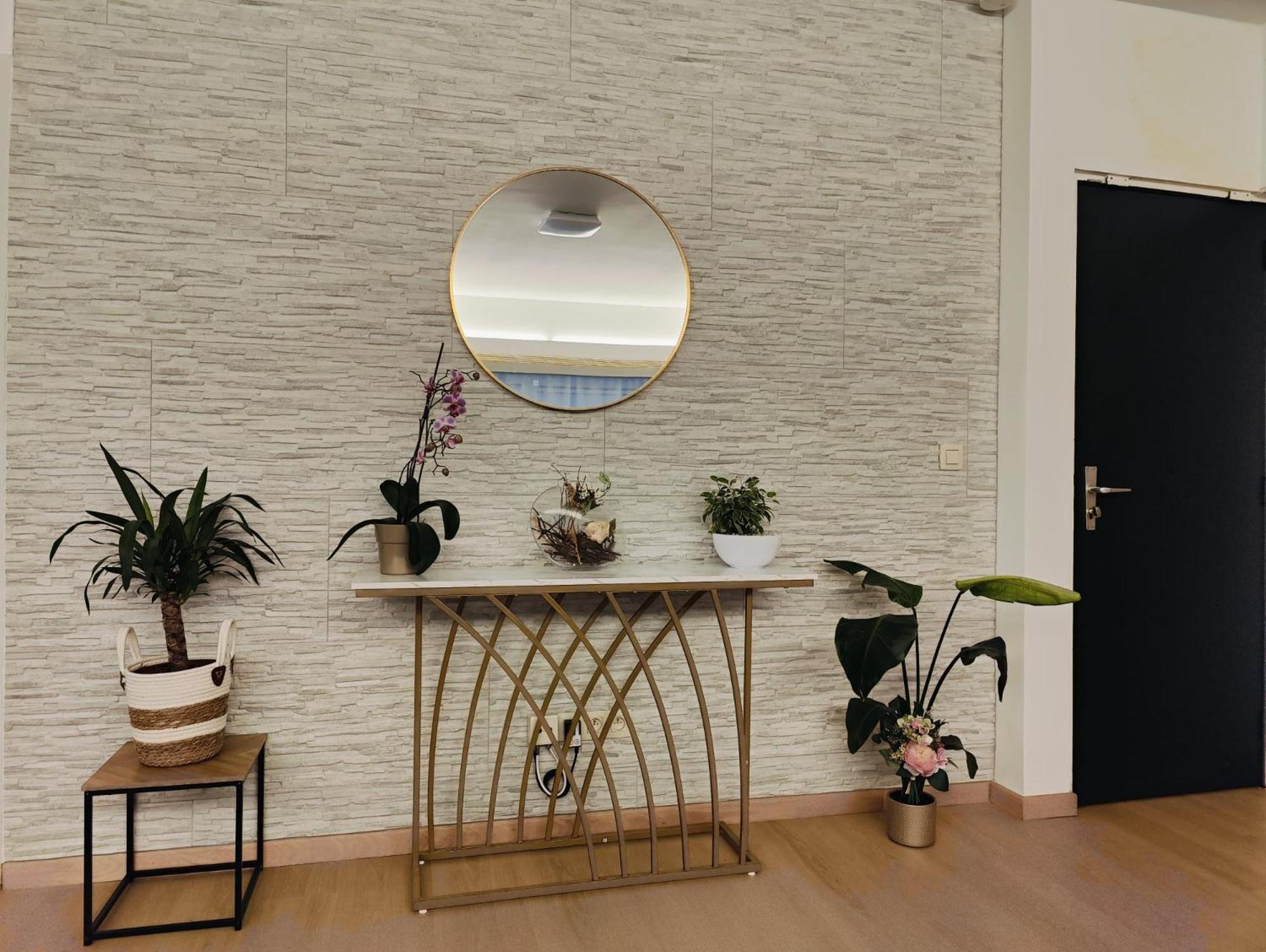 Bright & Cozy Appartment in Brussels