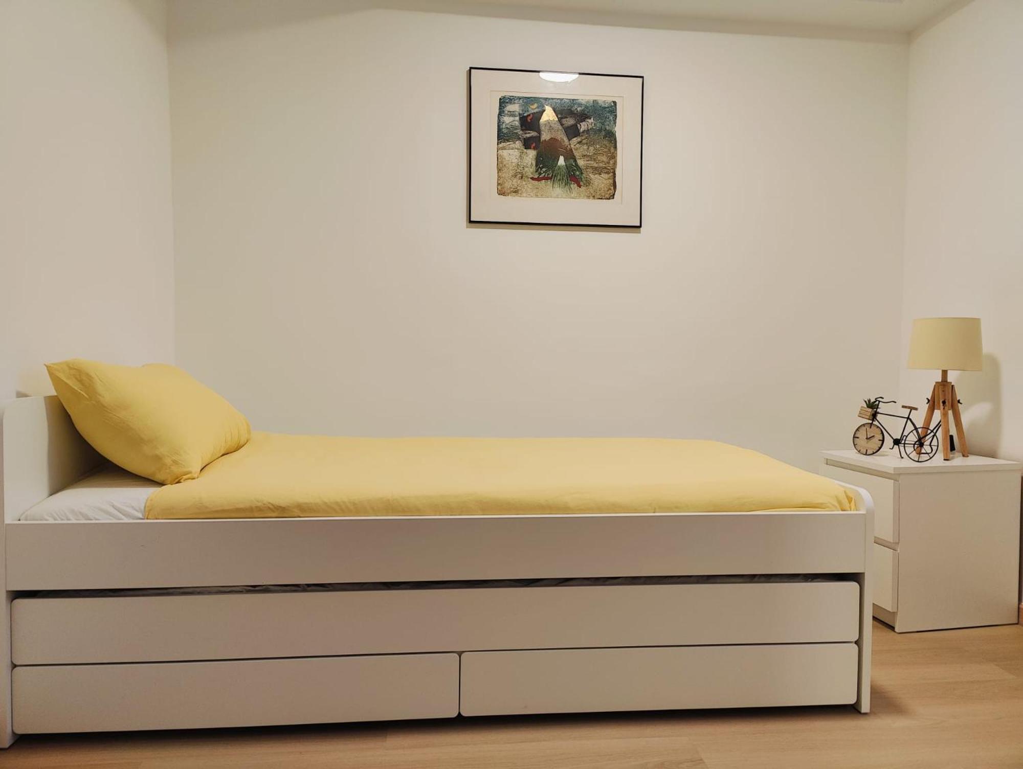 Bright & Cozy Appartment in Brussels