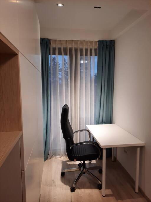 Brand NEW Stylish apartment on perfect location view 4