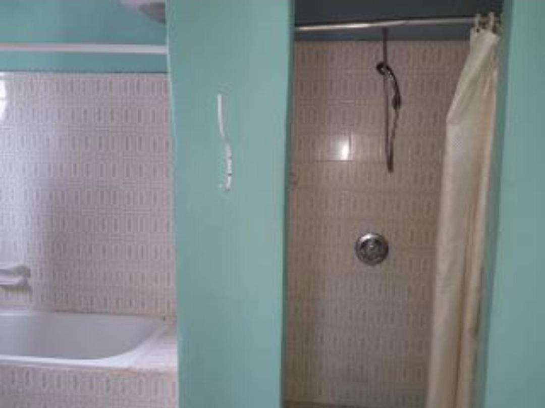 #11 princess apartments, 230mt to senegambia strip view 4