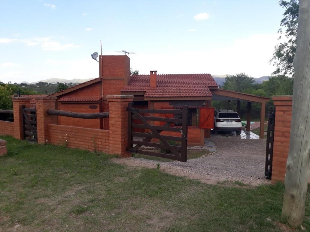 Casa amplia con pileta