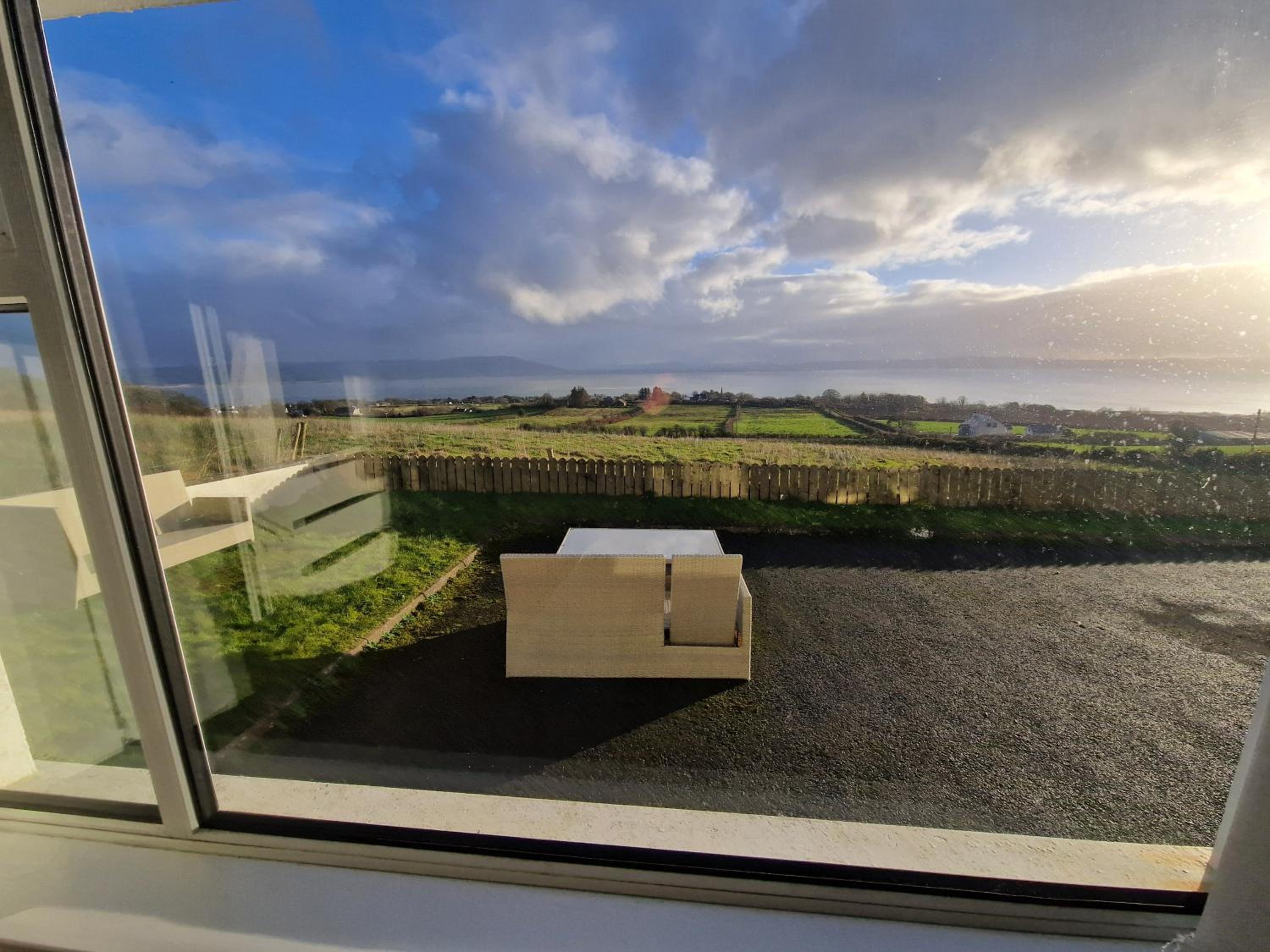 Hillhead's Sea View Escape
