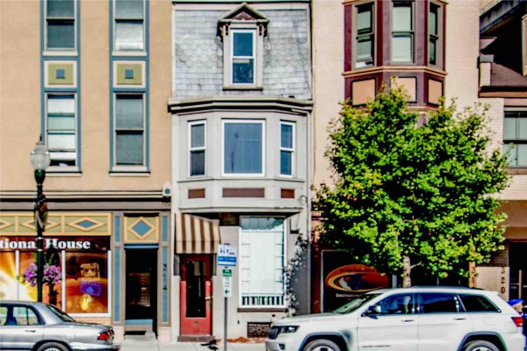 Row House Loft in Downtown Harrisburg near Hershey view 3