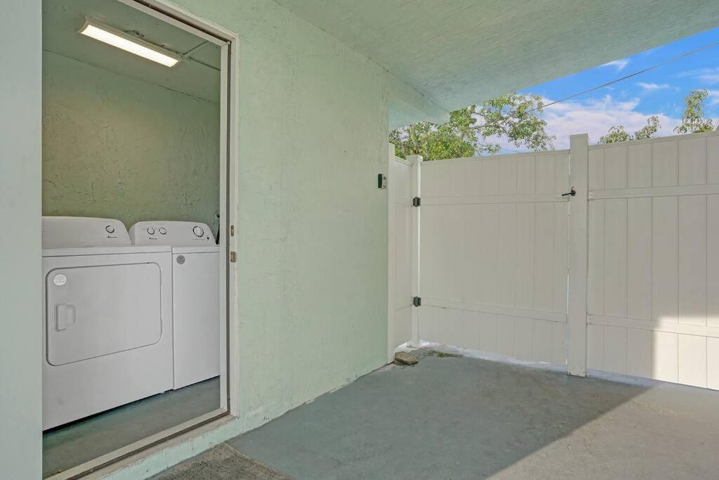 Fort Lauderdale Vacations - Sunset Serenity: Your Fort Lauderdale Retreat - Property Image 25