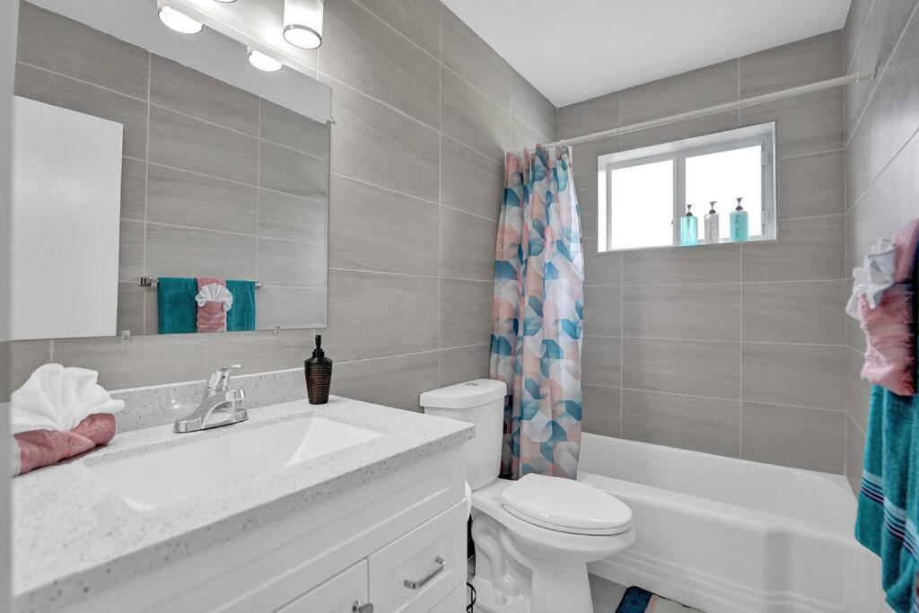 Fort Lauderdale Vacations - Sunset Serenity: Your Fort Lauderdale Retreat - Property Image 15