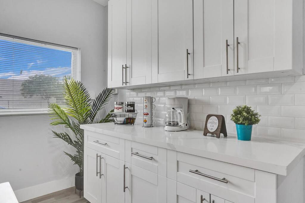Fort Lauderdale Vacations - Sunset Serenity: Your Fort Lauderdale Retreat - Property Image 10