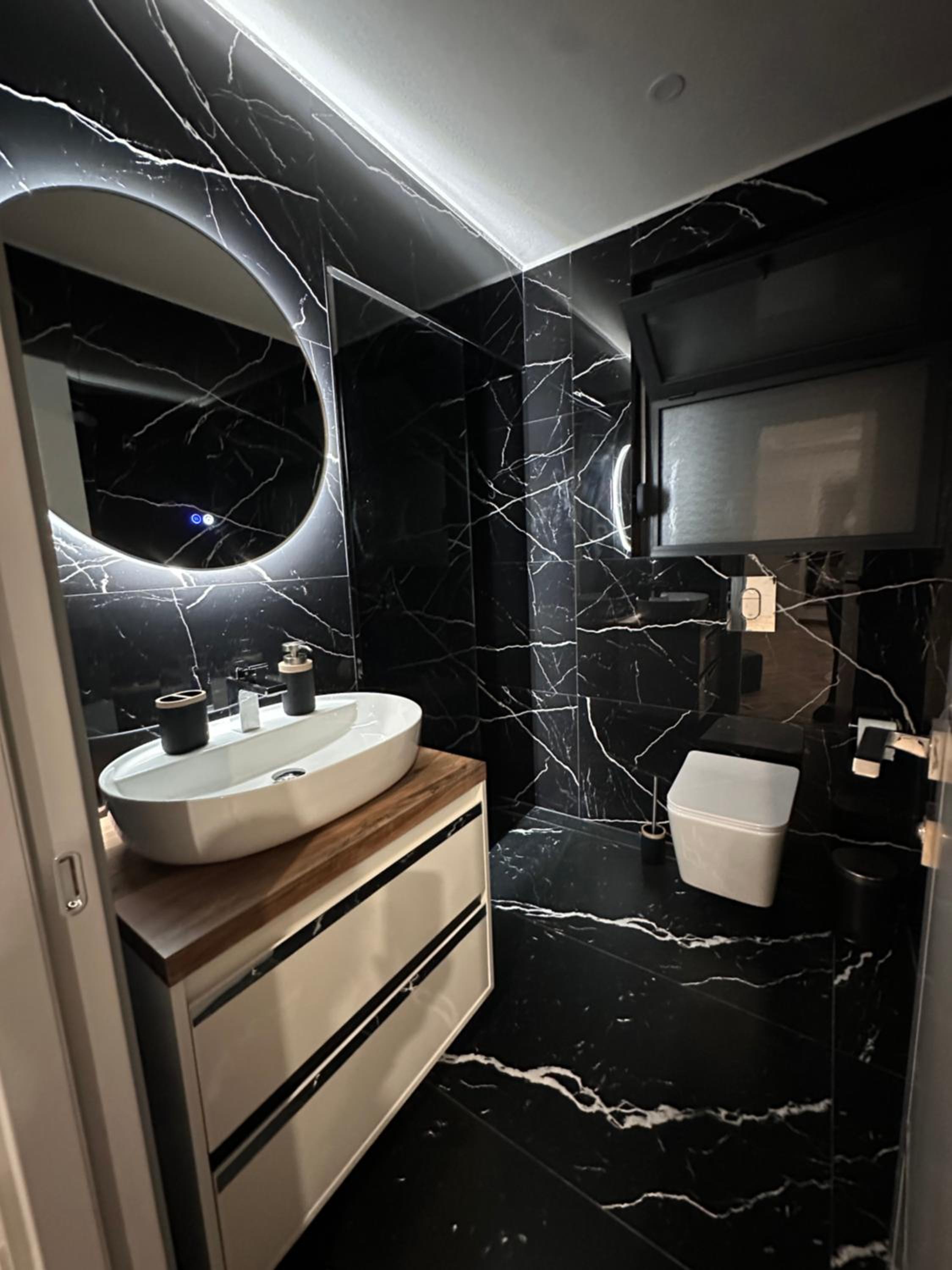 Room Studio Deluxe (Priam App)