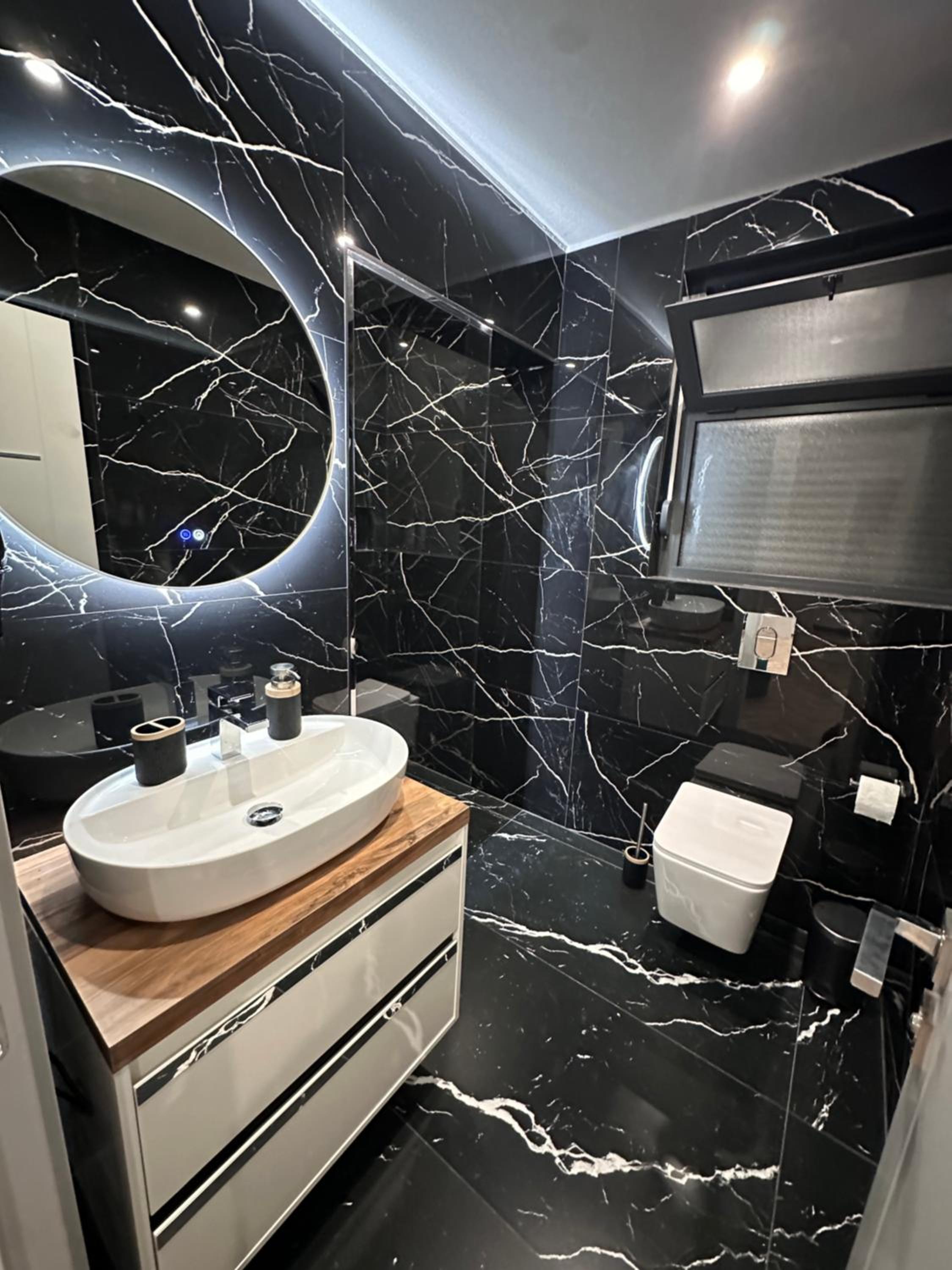 Room Studio Deluxe (Priam App)