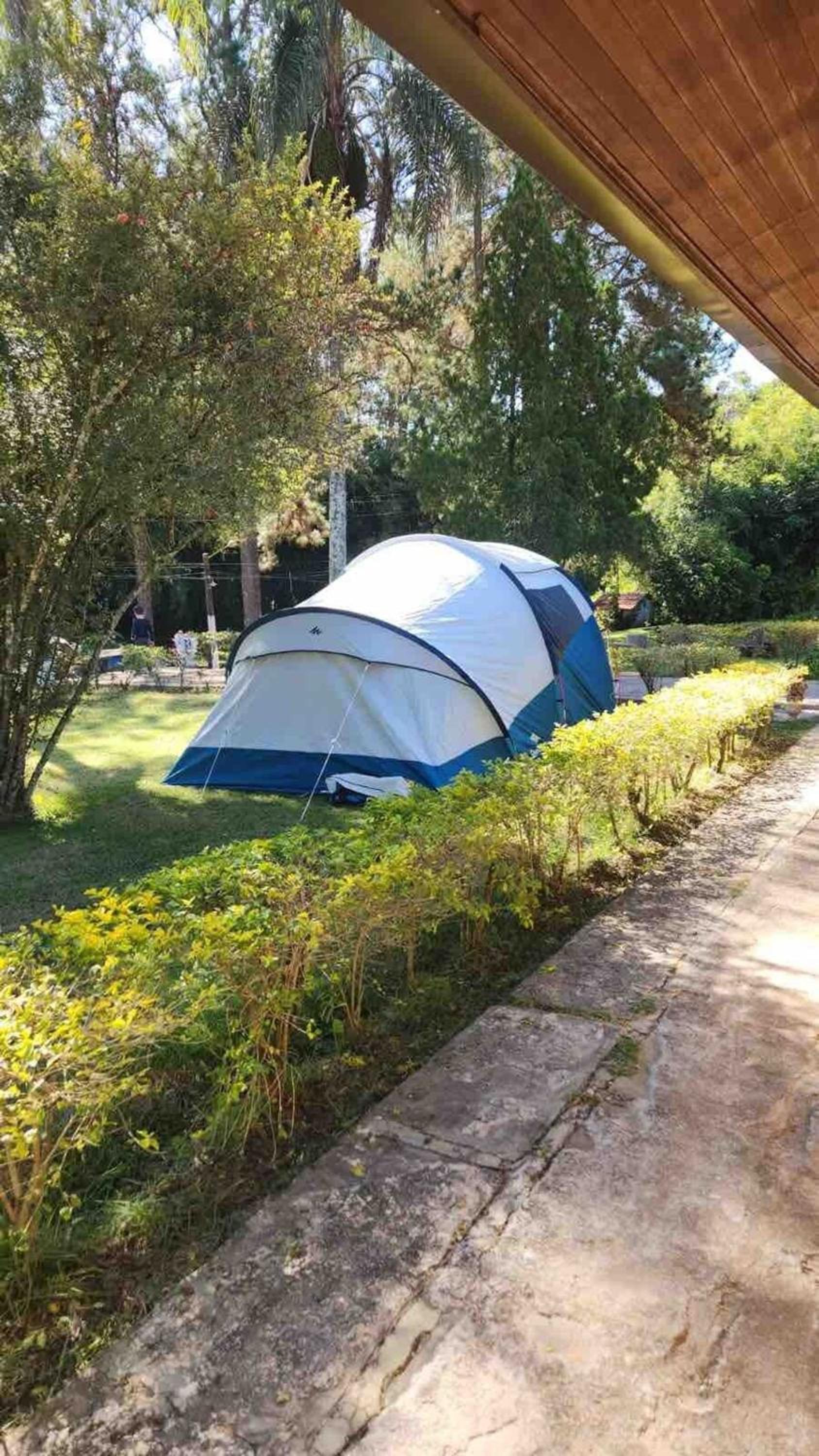 CHÁCARA MARAVILHOSA 50 MIN DE SP PETFRIENDLY CAMPO FUTEBOL PISCINA PLAYGROUND QUADRA BASQUETE COZINHA RÚSTICA FOGAO A LENHA