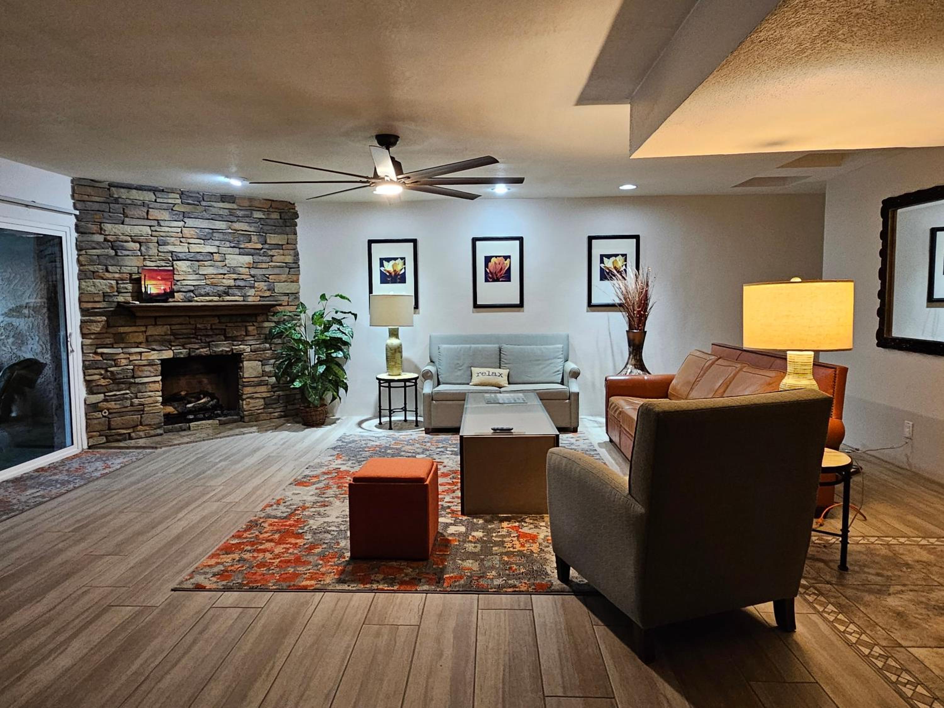 lounge