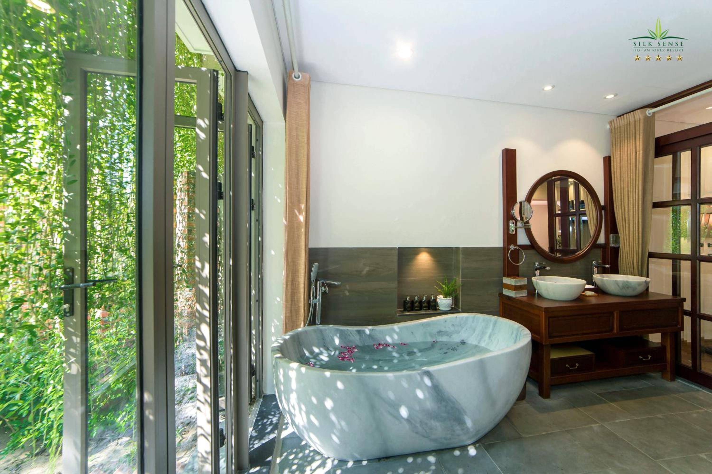 Silk Sense Hoi An River Resort - Green Luxury Escape