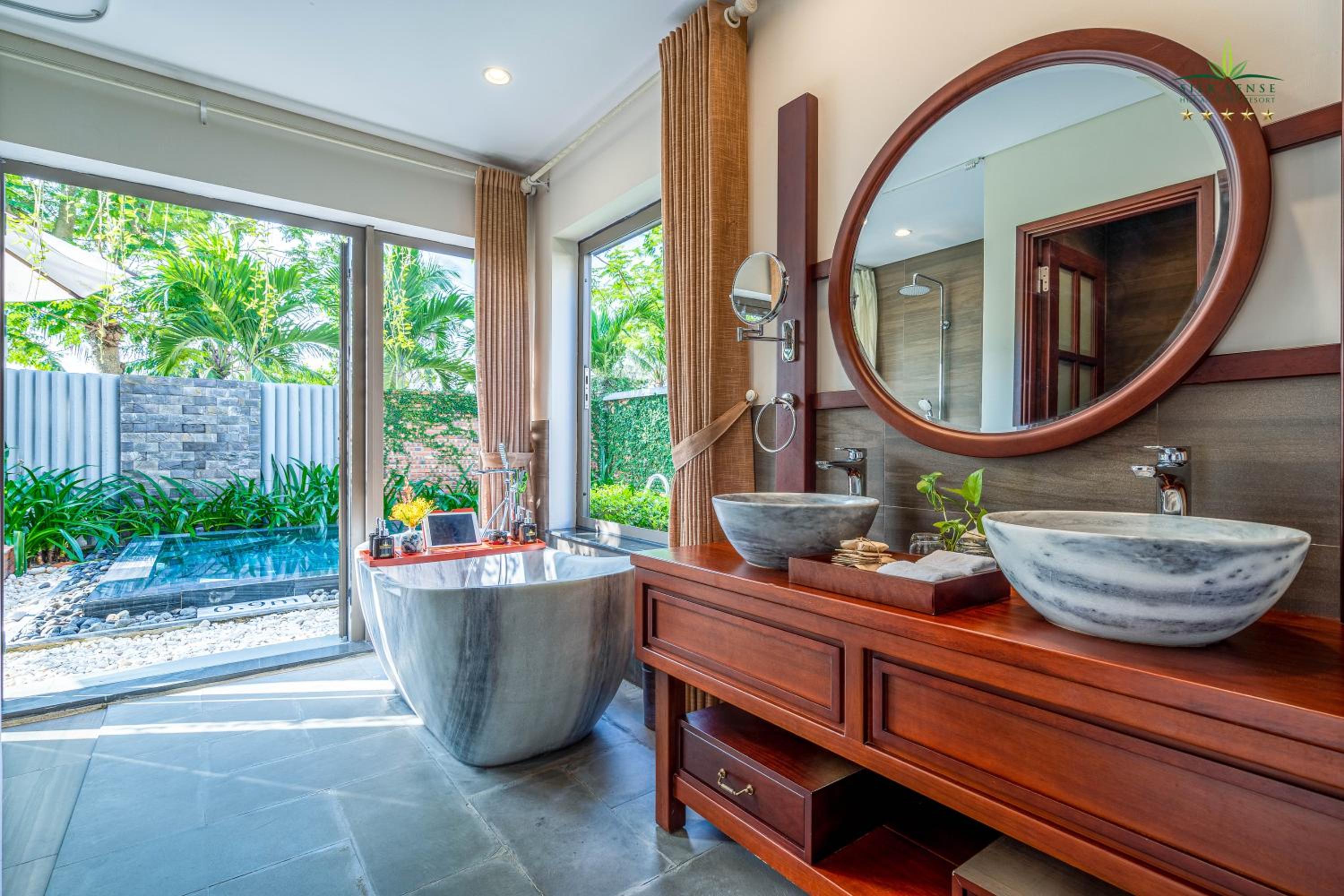 Silk Sense Hoi An River Resort - Green Luxury Escape