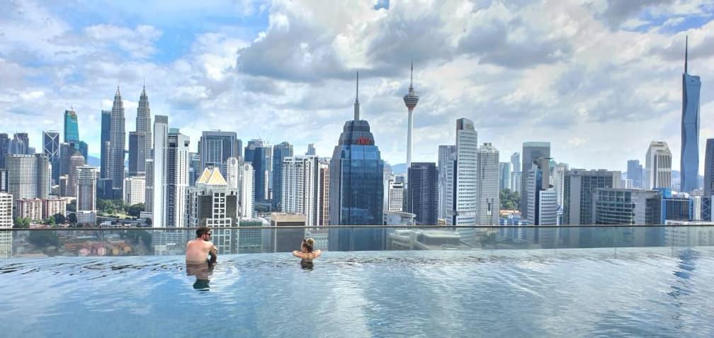 Regalia Luxury Suites KLCC - by Cozy Stay