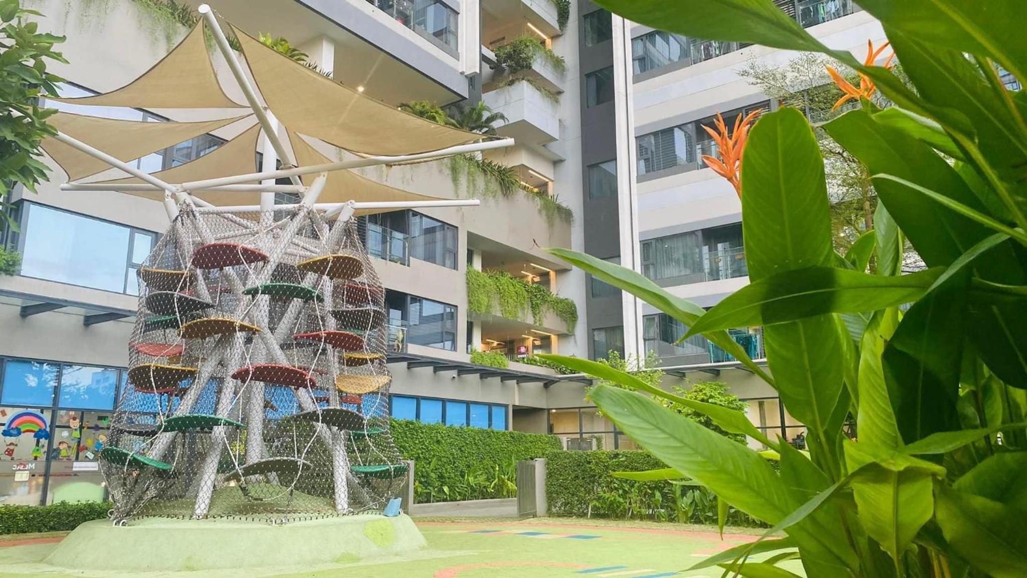Zhome-2,3 BR apartment in Kingdom101-District 10