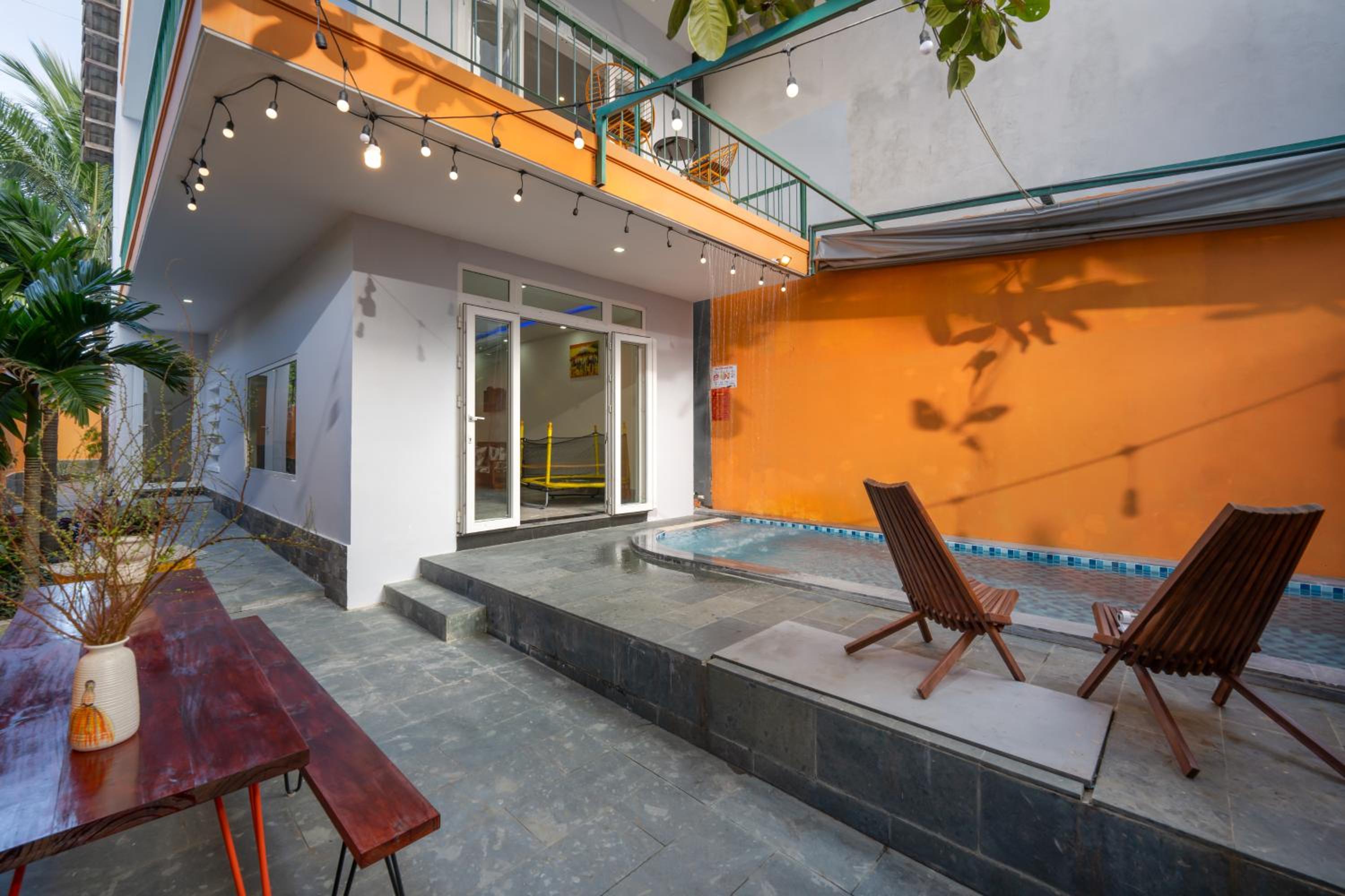 An Beach House Near Night Market And Beach