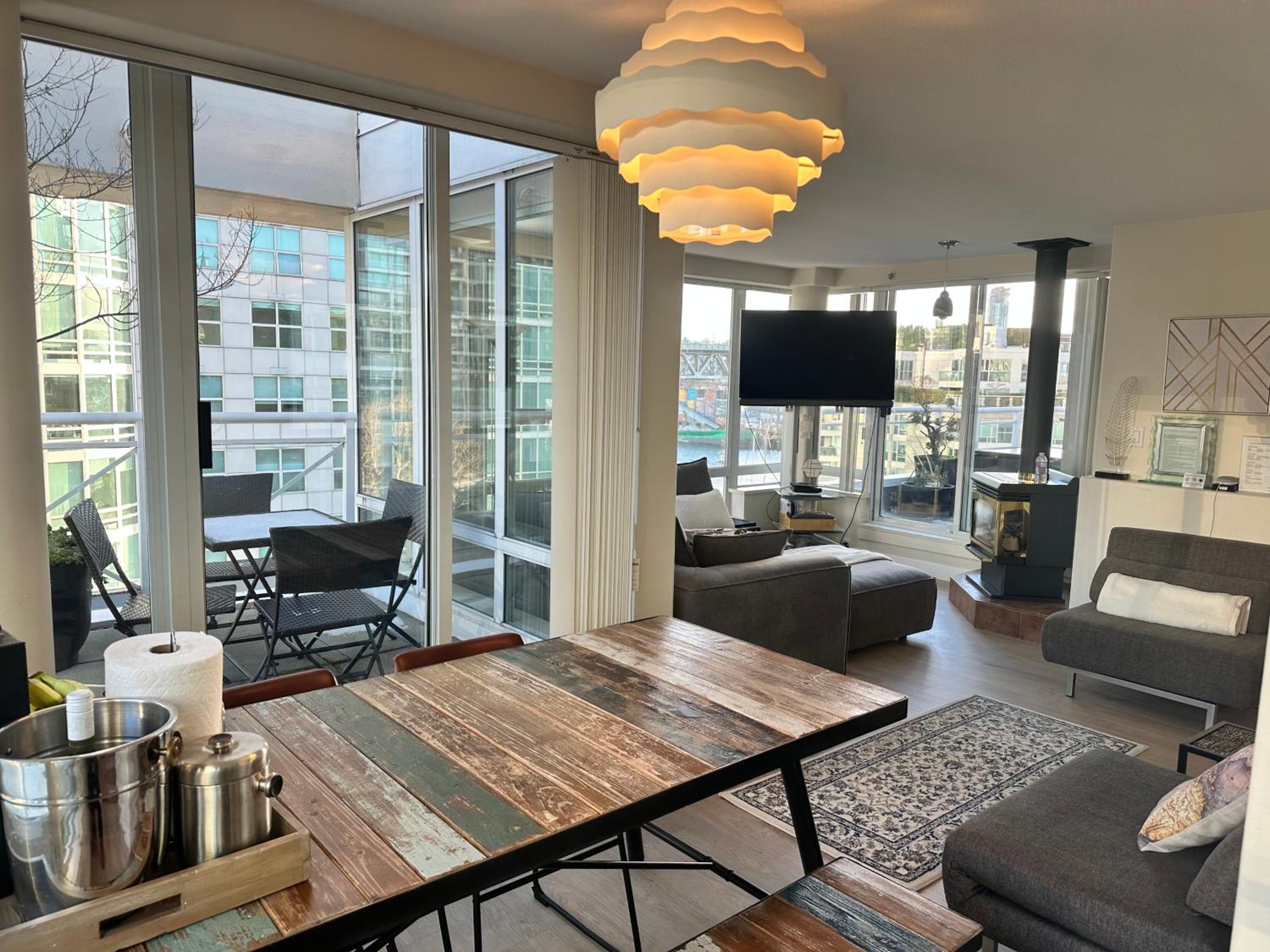 Hotel Penthouses Of Beach Ave