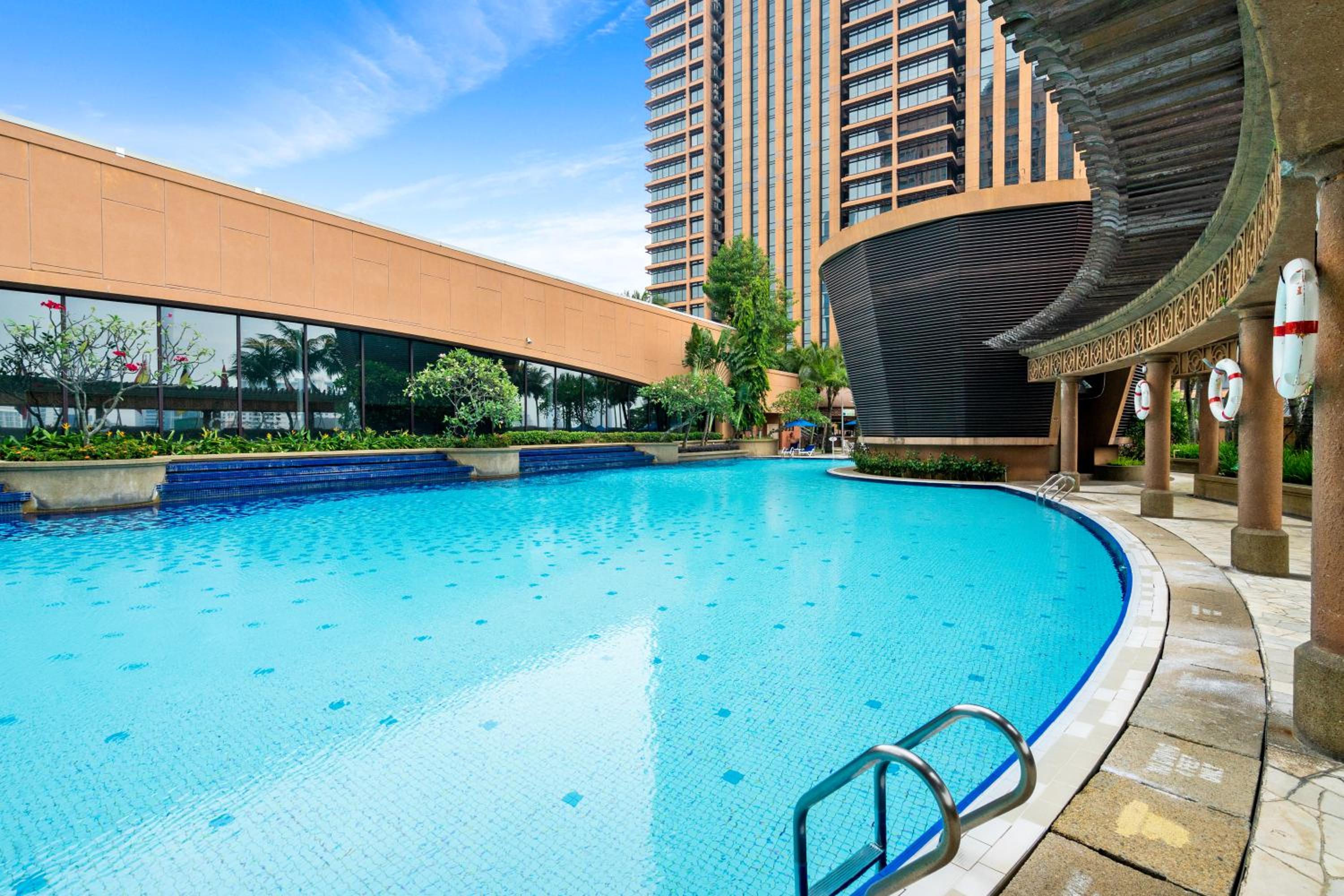 Suites at TimesSquare by Plush