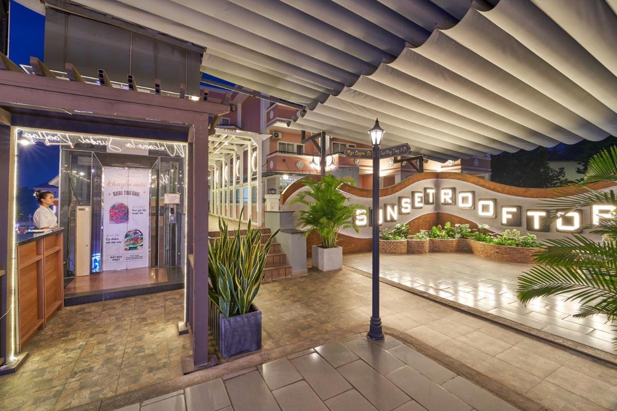 hotel building