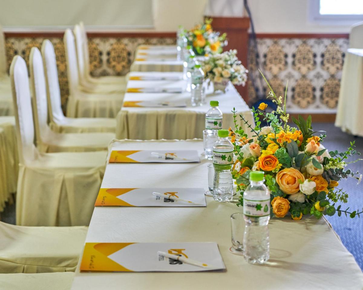 meeting room