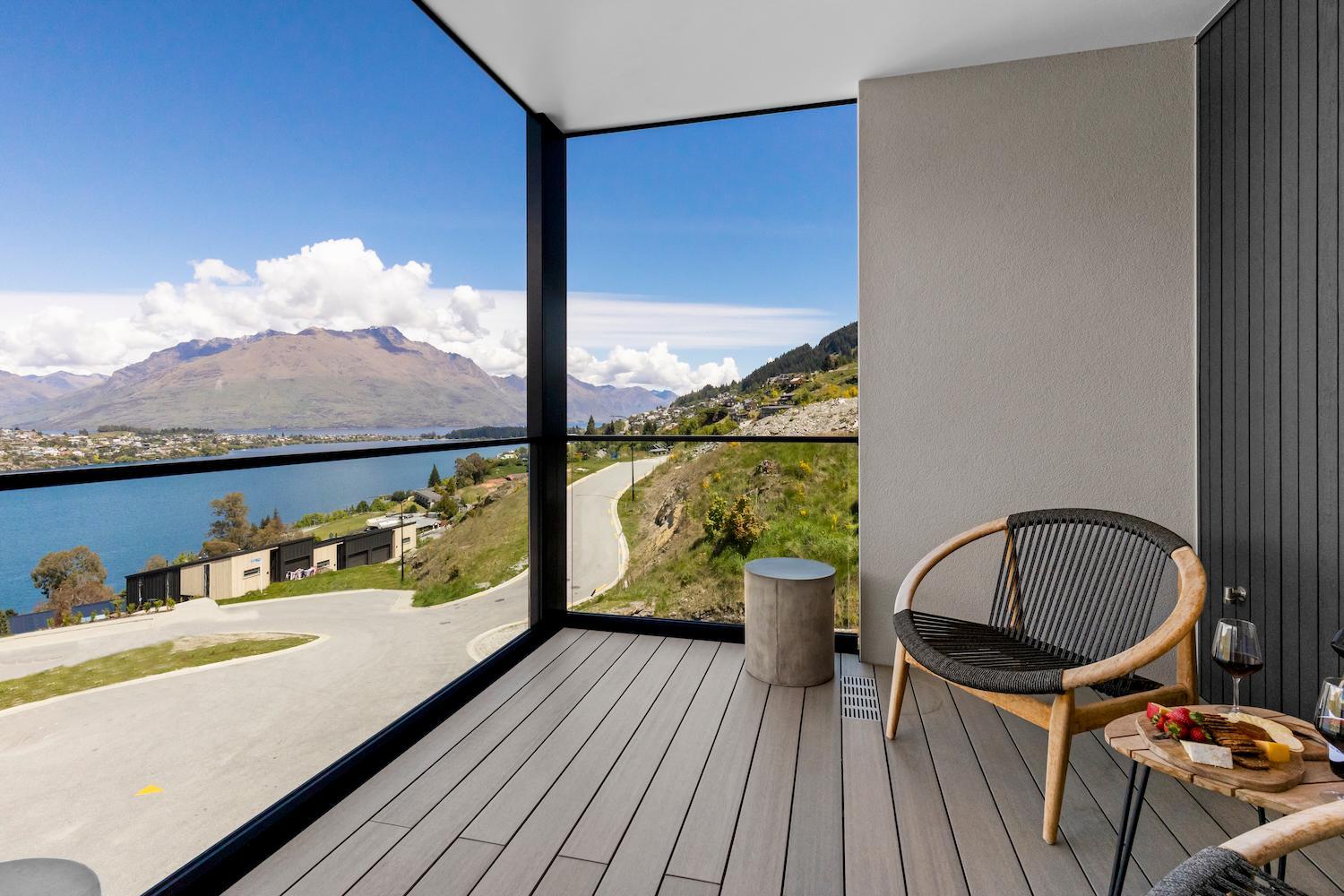 Belle Vue Villa - Stunning Views with Hot Tub view 2