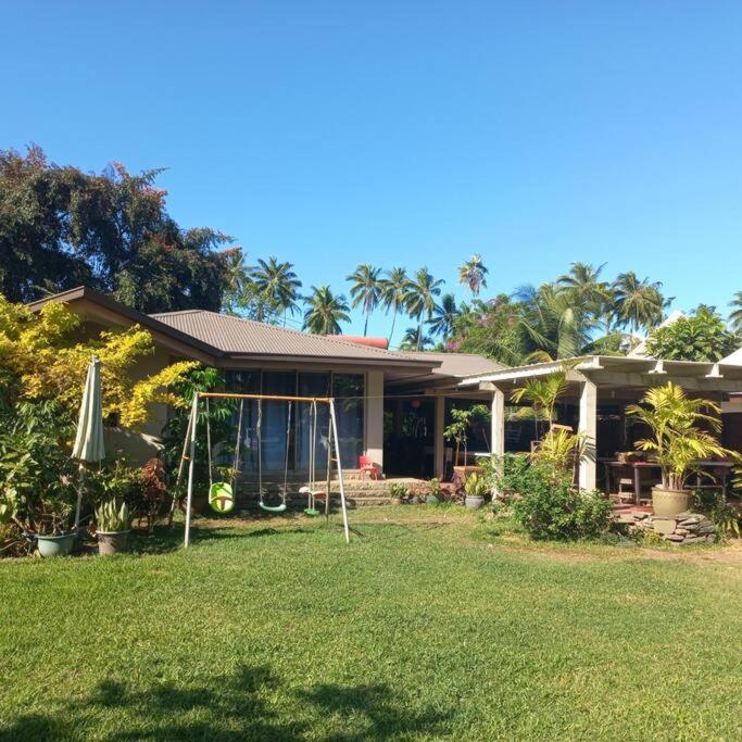 Iolana's Beach house - Beautiful Home view 3