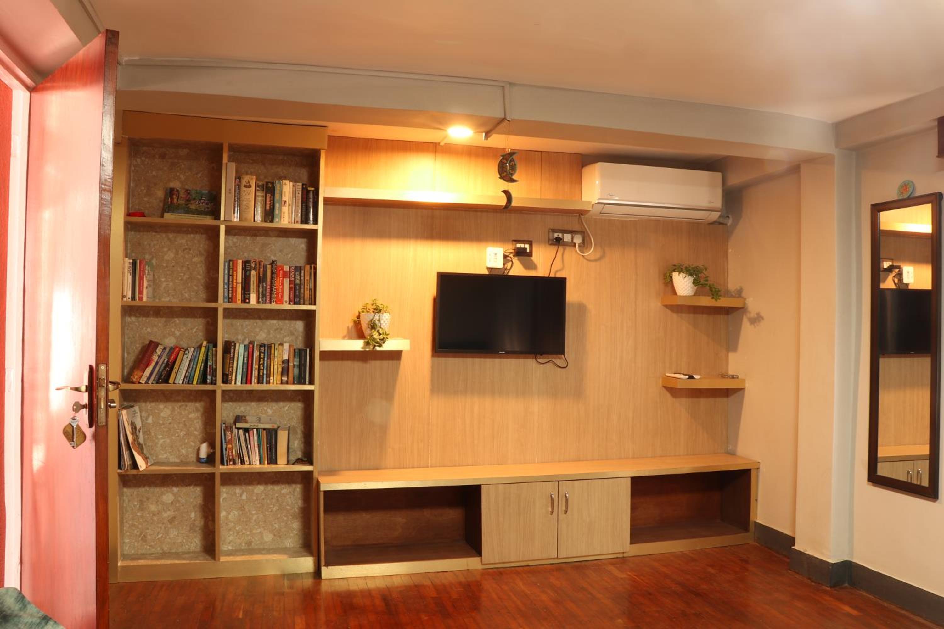 Apartment Elegant Kathmandu view 3