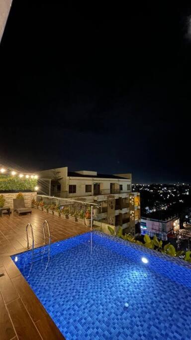 1BR ALTUZ Apartment by MJ Property